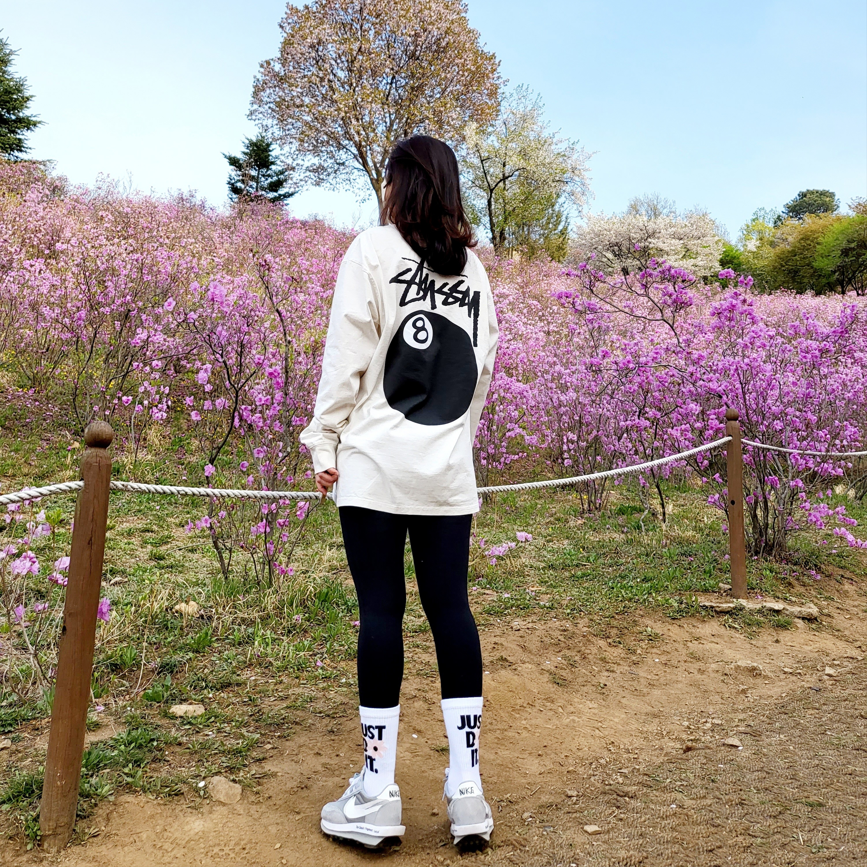 Stussy 8 Ball Pigment Dyed LS T-Shirt, (Kids) Nike Everyday Plus Socks Pink White (6 Pack/Korean Ver.) 착용 스타일 - 3
