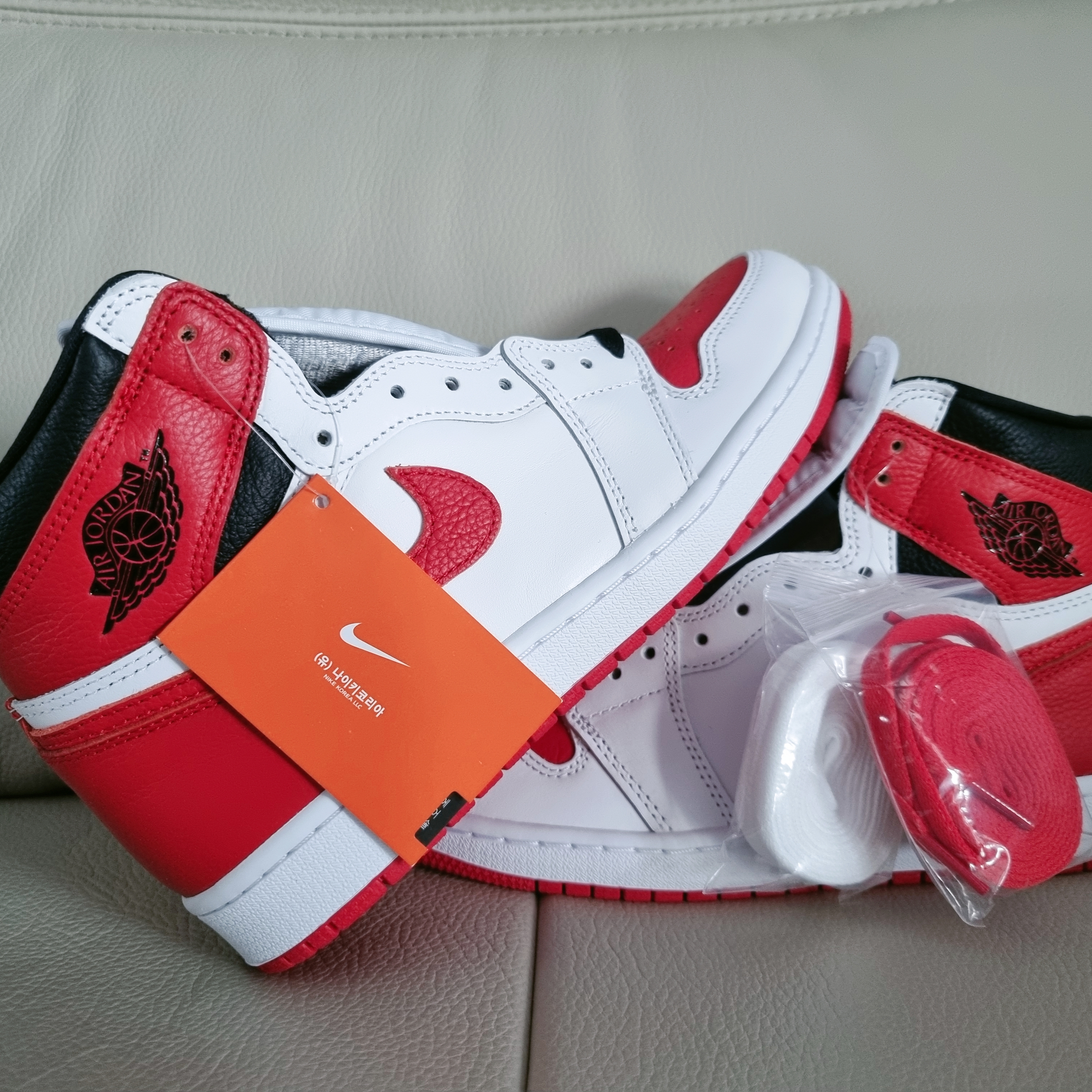 Jordan 1 Retro High OG Heritage 착용 스타일 - 2
