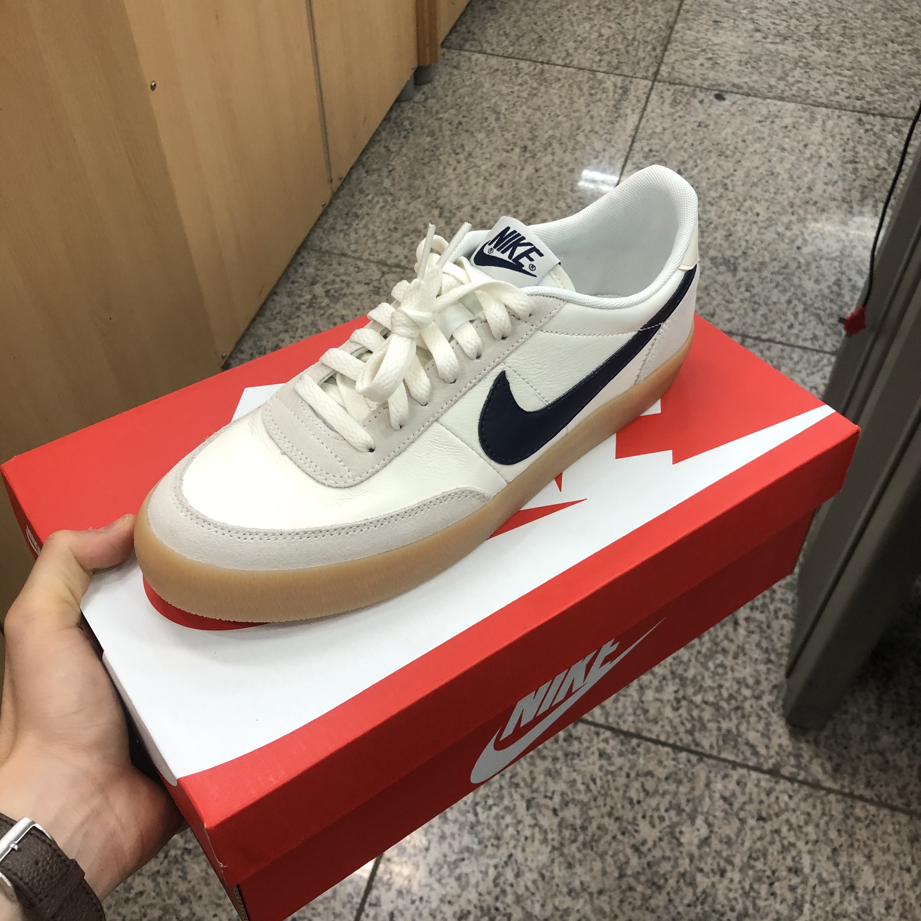 Nike x J.Crew Killshot 2 Sail Midnight Navy 착용 스타일