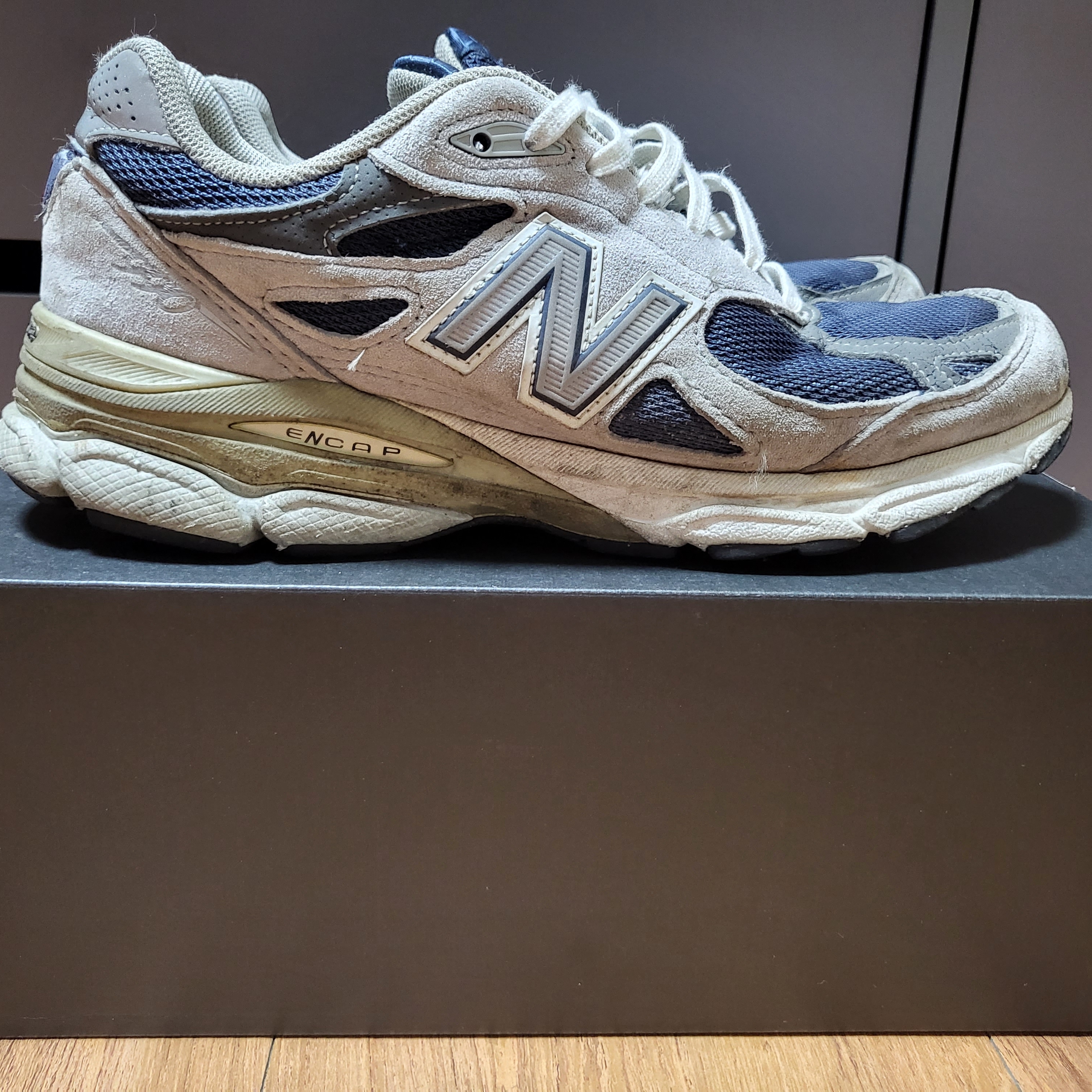 New Balance 990v3 Made in USA Navy Grey - D Standard 착용 스타일