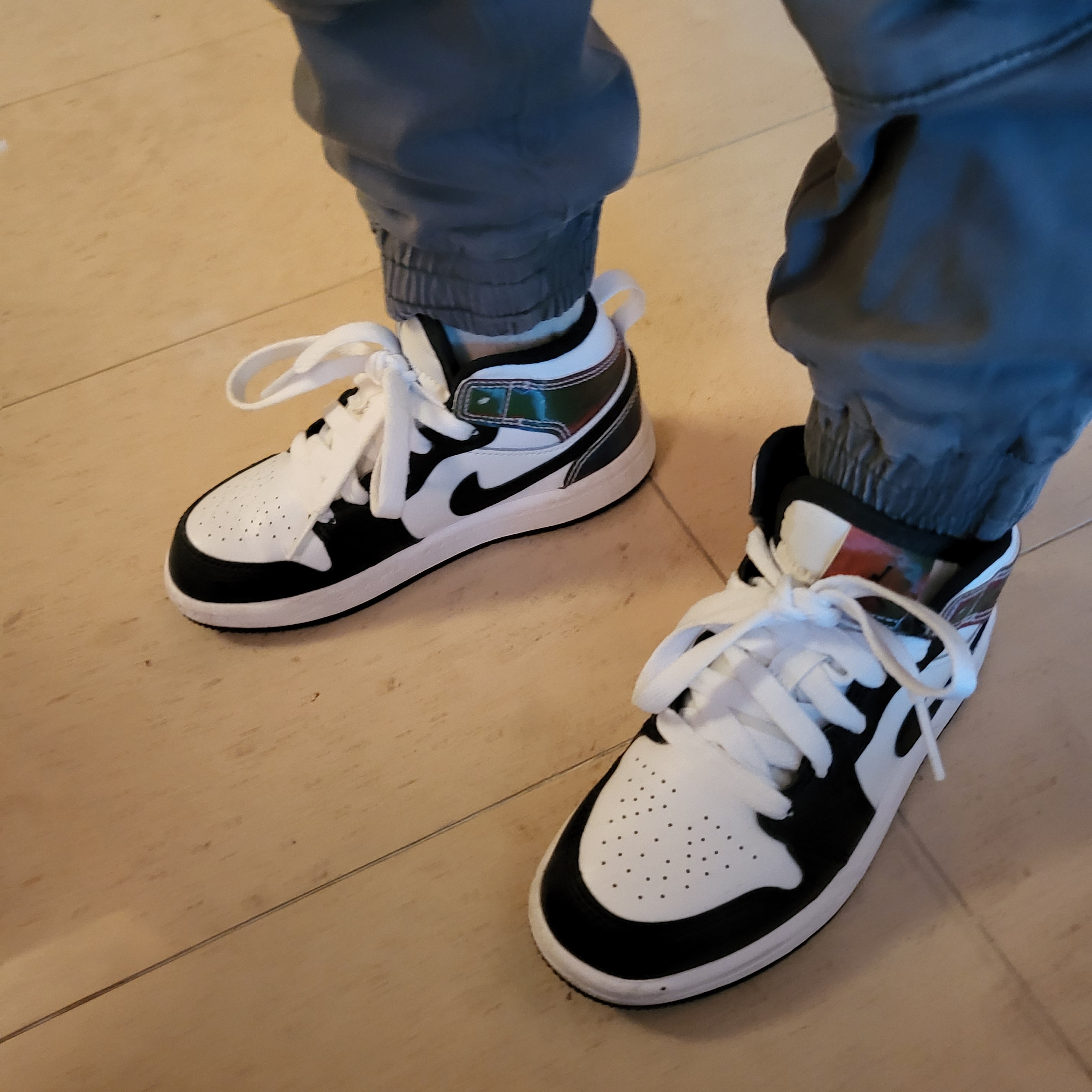 (PS) Jordan 1 Mid SE Heat Reactive 착용 스타일