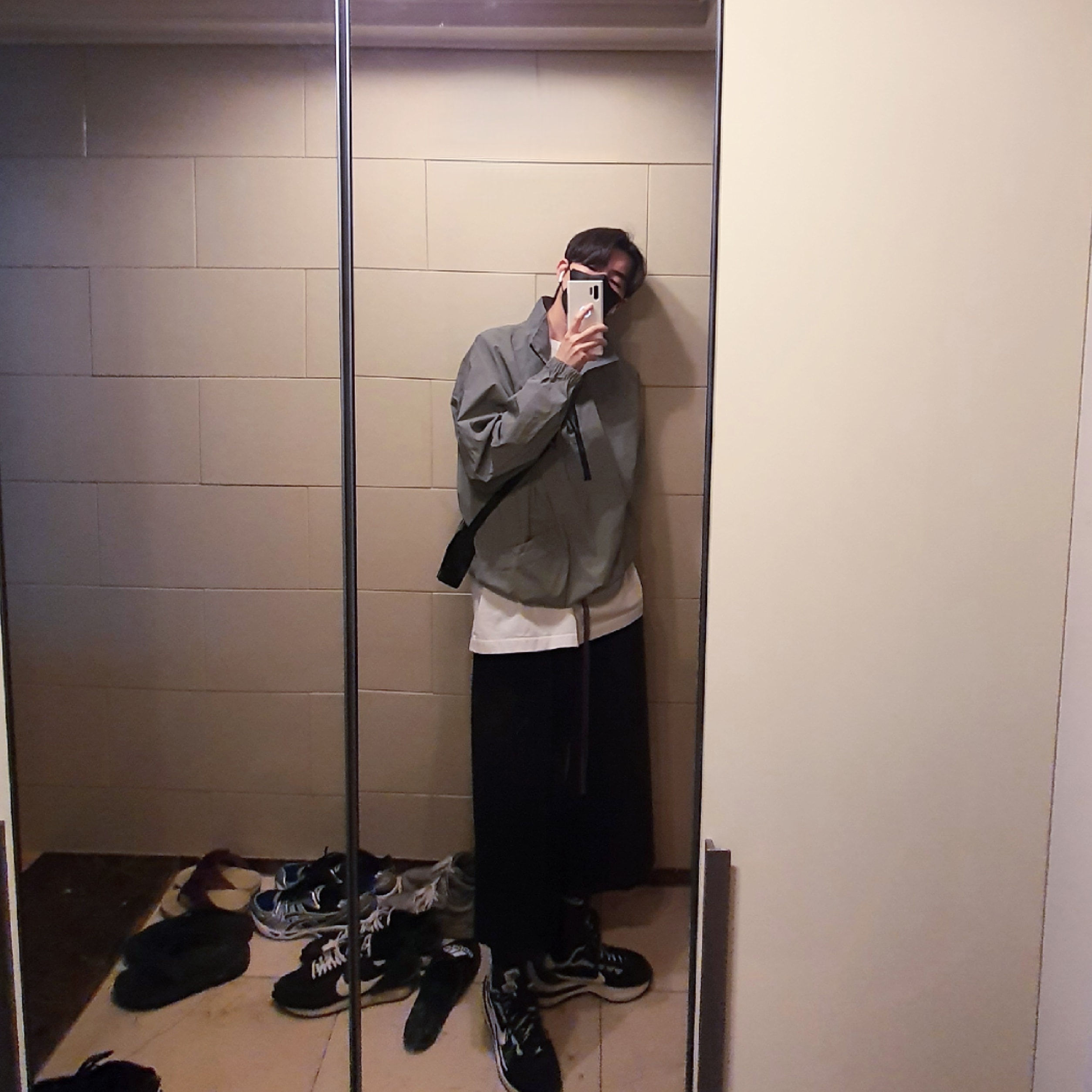 Nike x Sacai VaporWaffle Black White 착용 스타일
