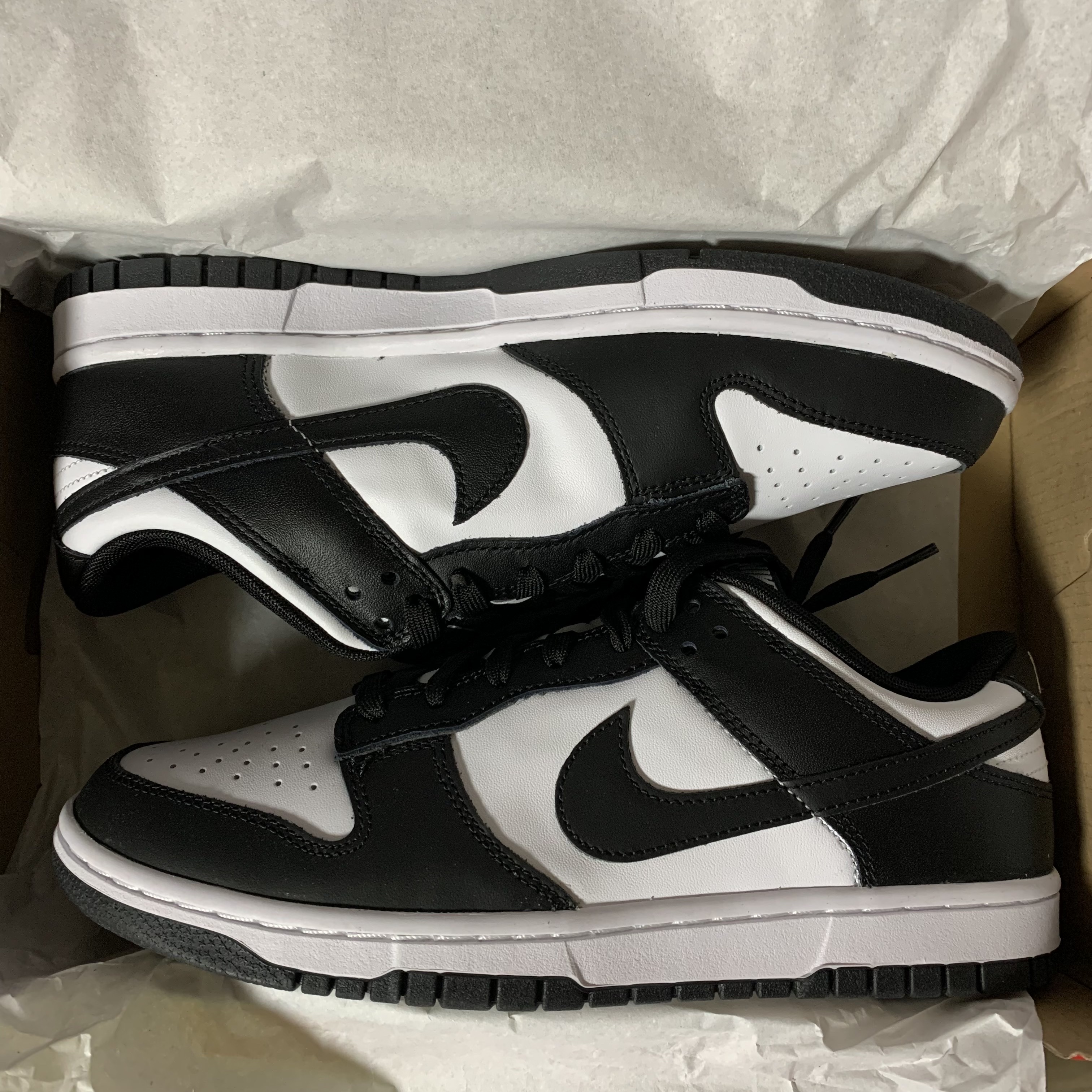 Nike Dunk Low Retro Black 착용 스타일