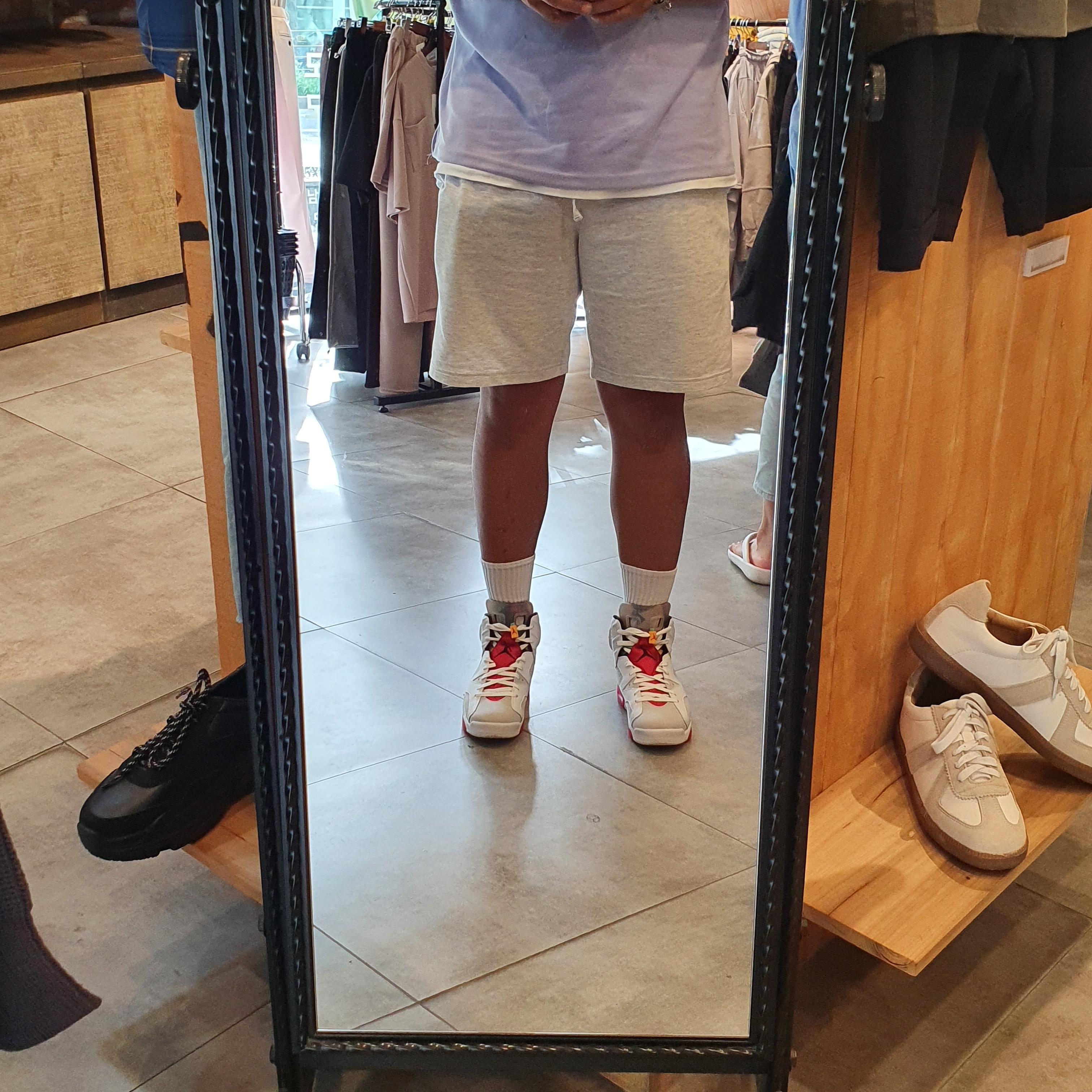 Jordan 6 Retro Hare 착용 스타일
