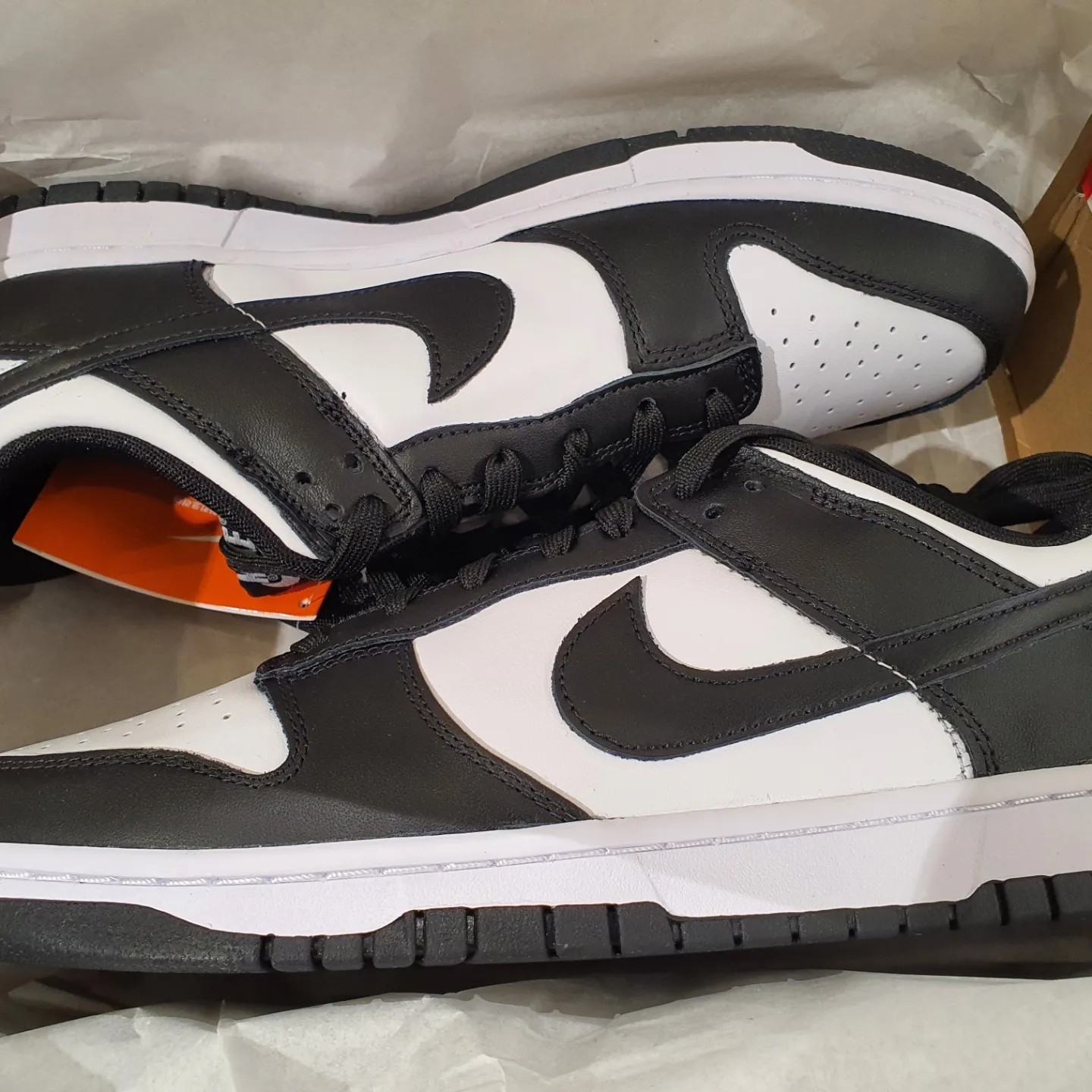 Nike Dunk Low Retro Black 착용 스타일 - 3