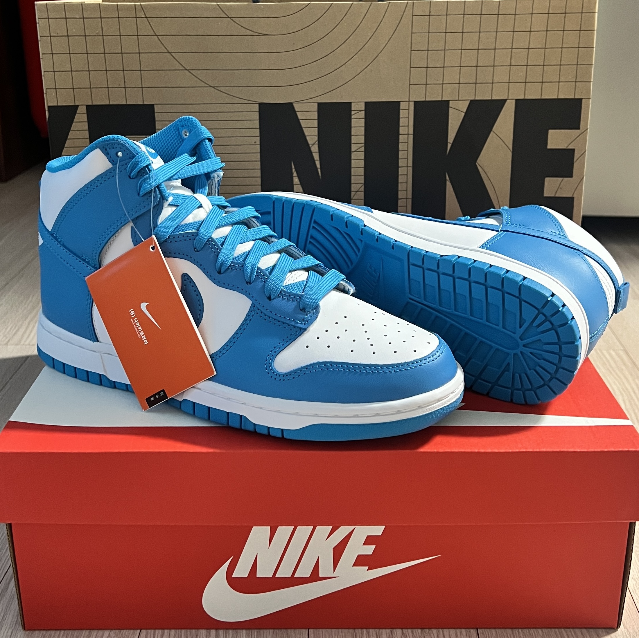 Nike Dunk High Retro Championship Blue 착용 스타일 - 3