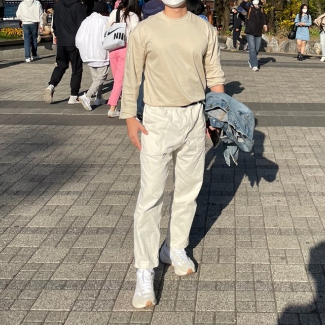 Nike x Sacai VaporWaffle White and Gum 착용 스타일