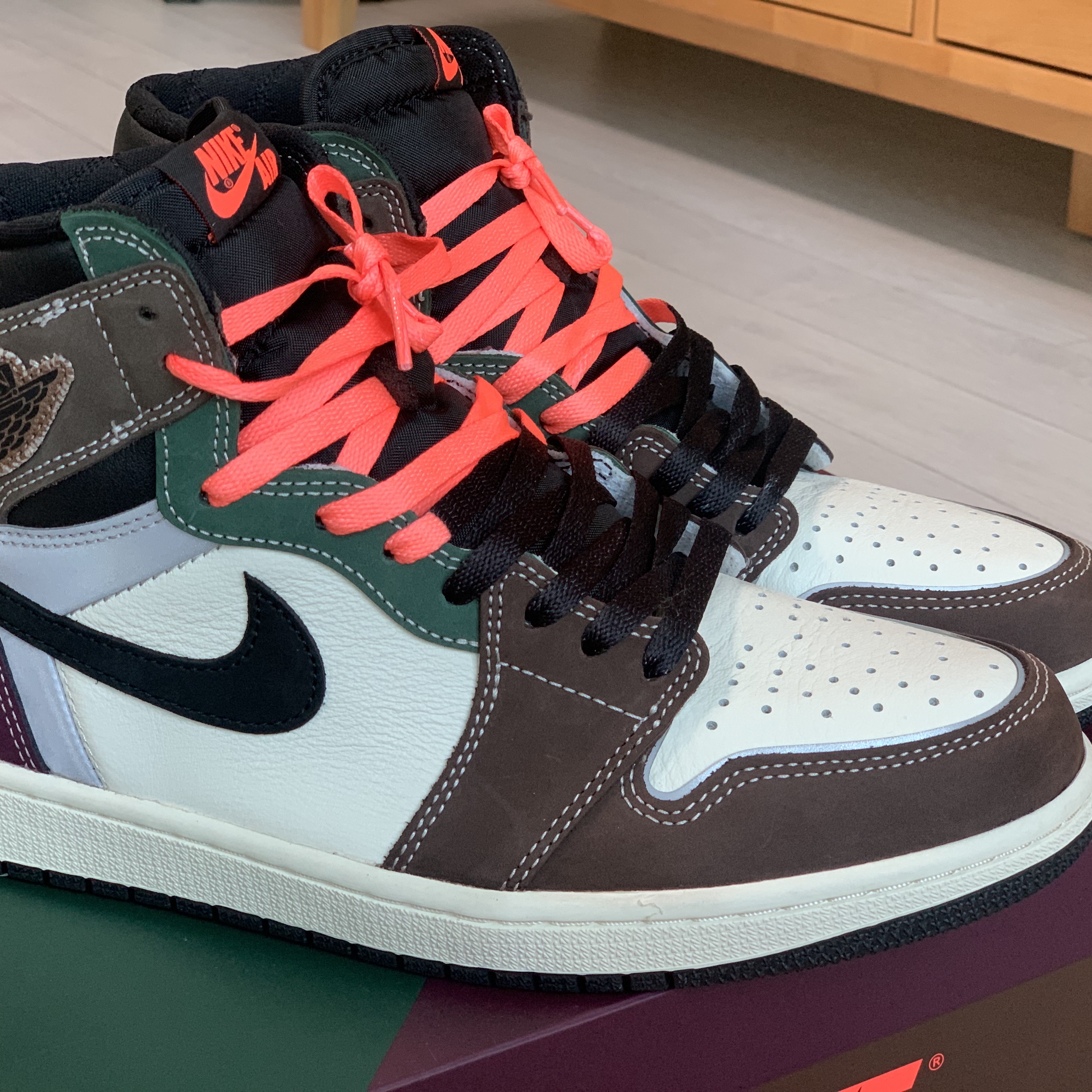 Jordan 1 Retro High OG Craft 착용 스타일 - 1