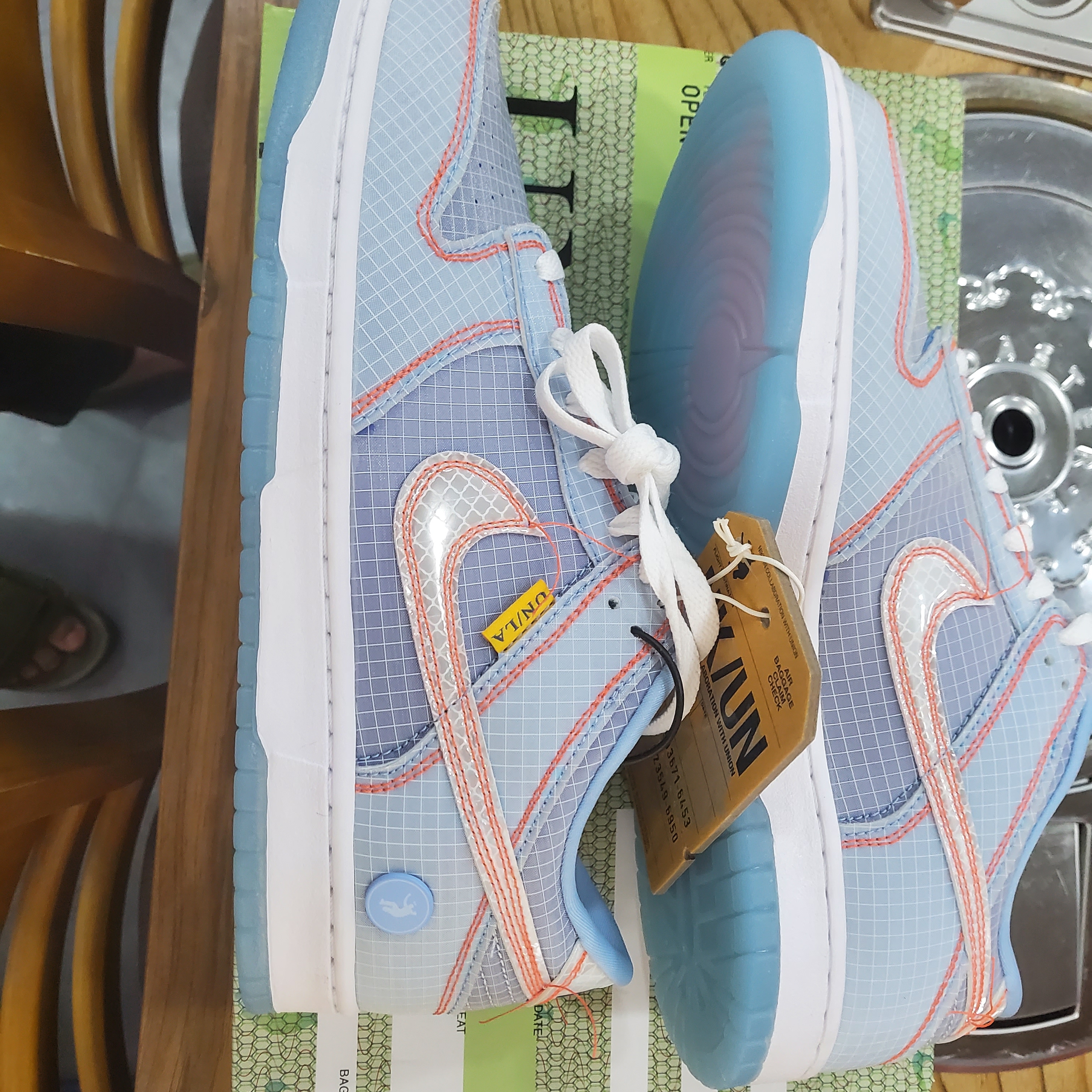 Nike x Union Dunk Low Passport Pack Argon 착용 스타일 - 1