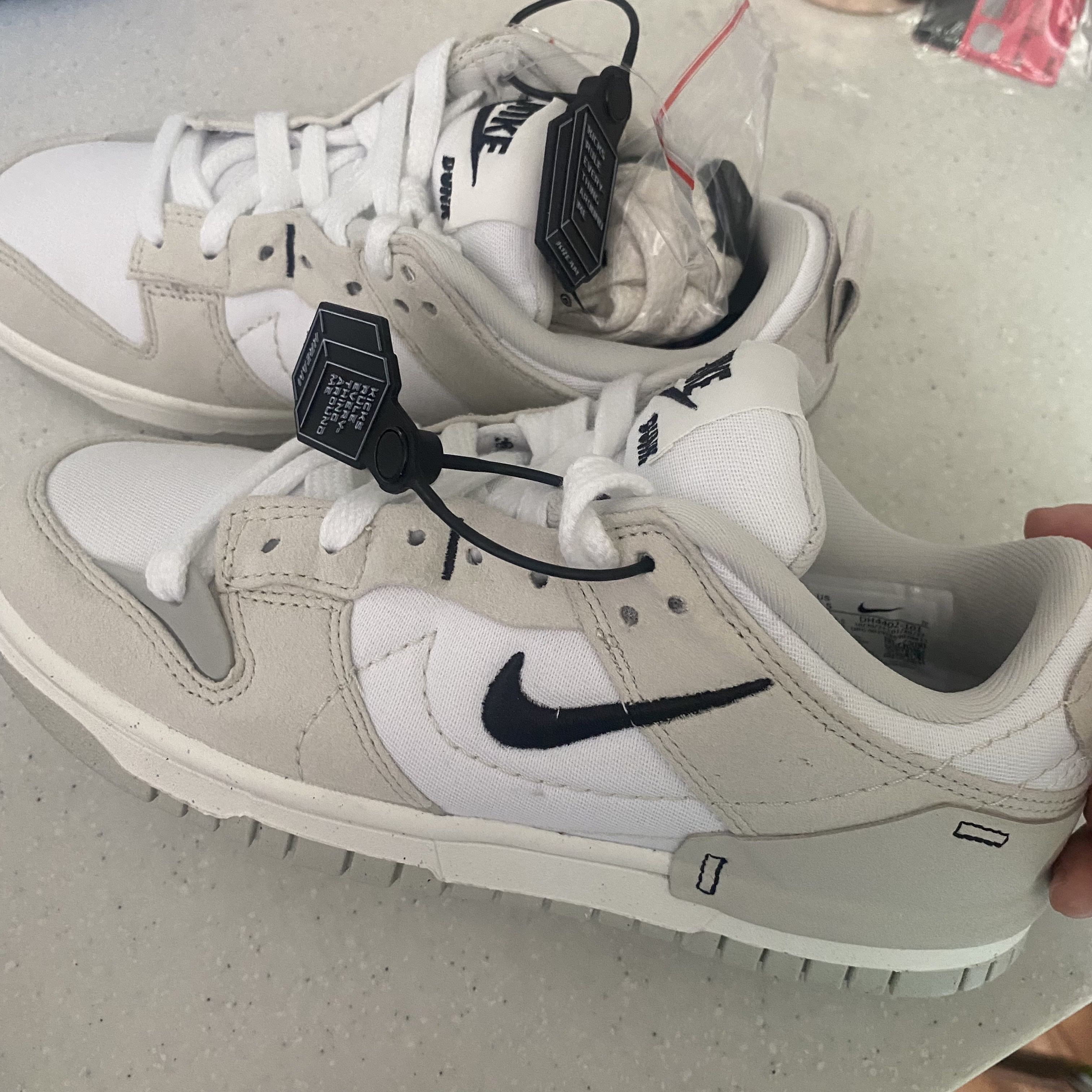 (W) Nike Dunk Low Disrupt 2 White Light Bone 착용 스타일