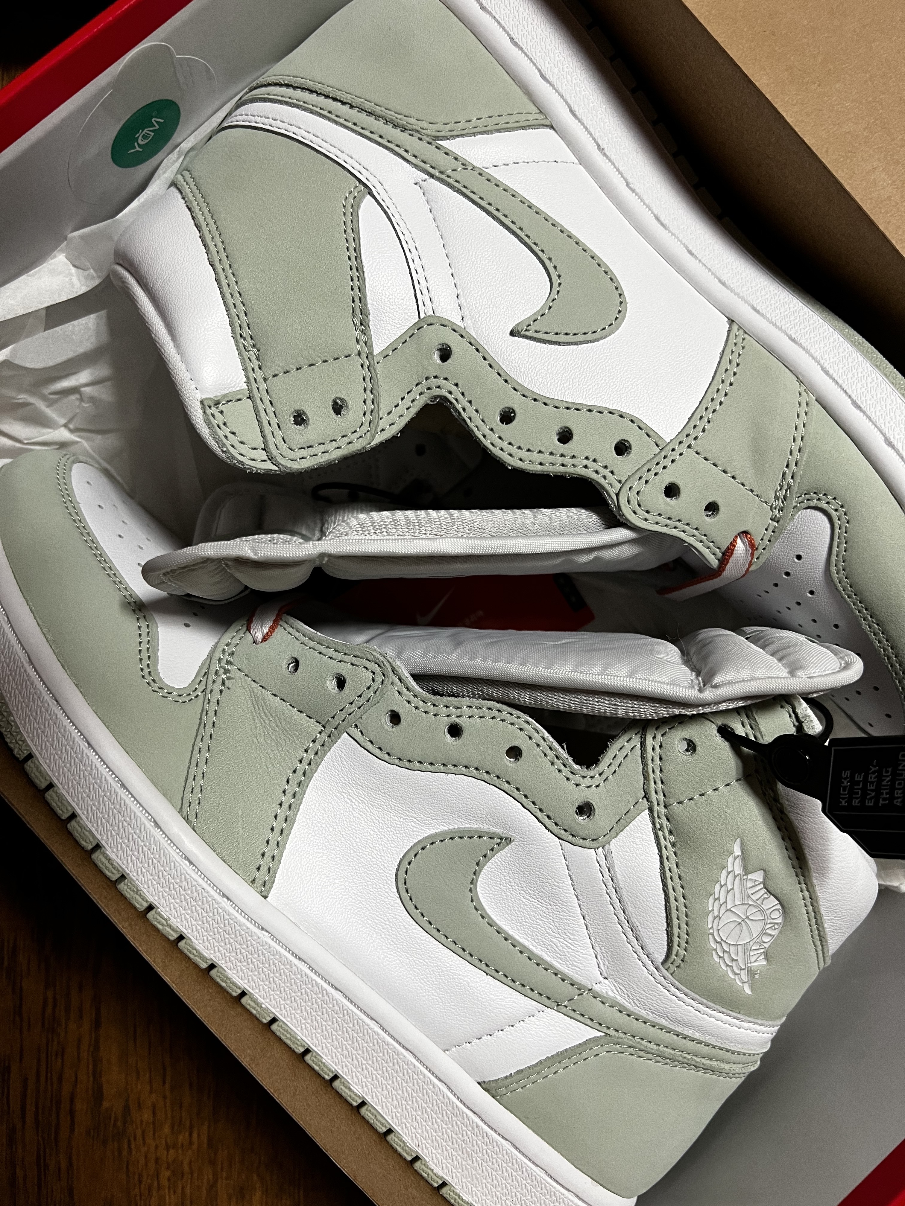(W) Jordan 1 Retro High OG Seafoam 착용 스타일