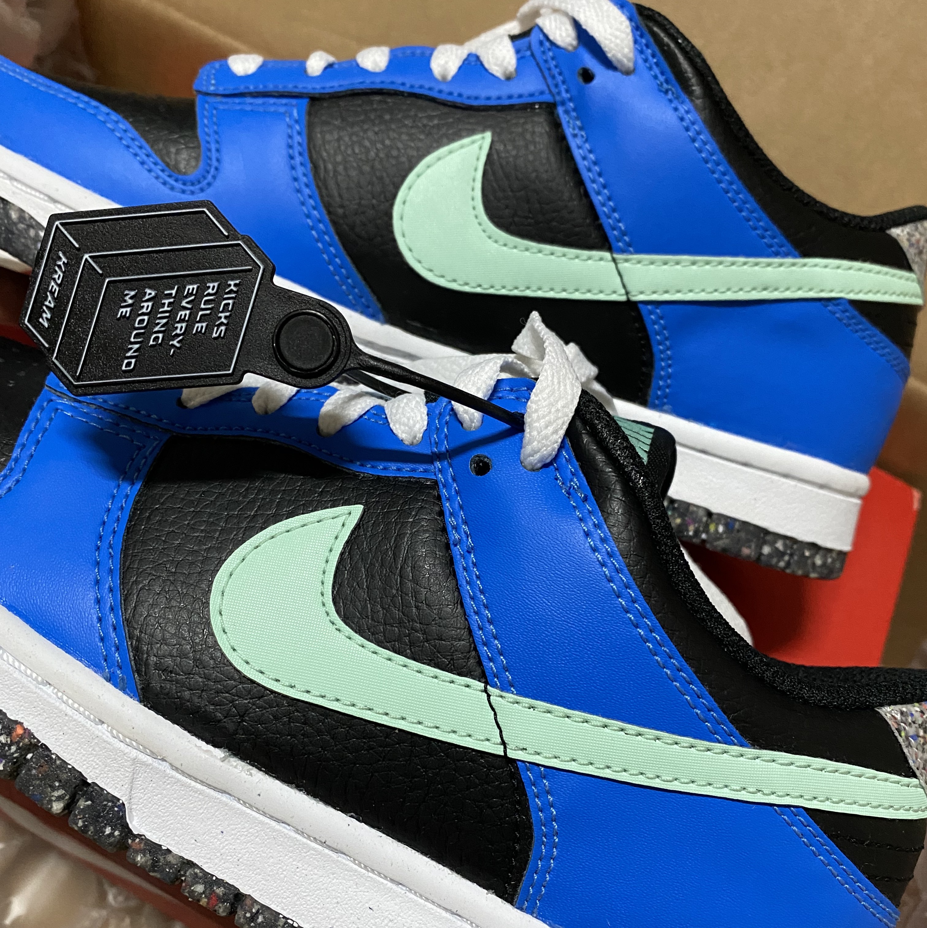 (GS) Nike Dunk Low SE Crater Blue Black 착용 스타일 - 1