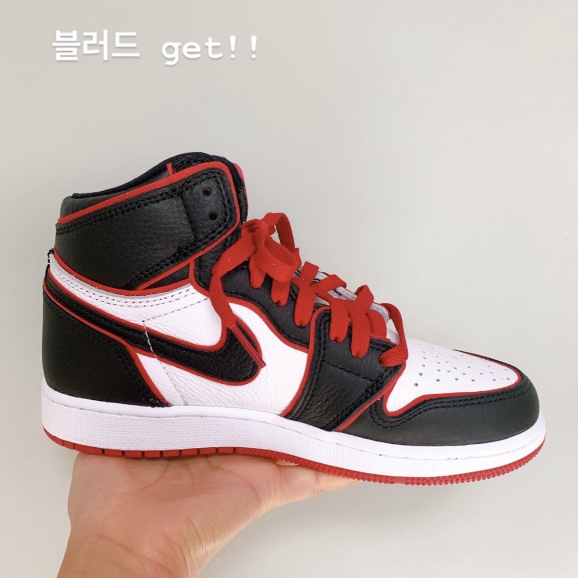 (GS) Jordan 1 Retro High OG Bloodline 착용 스타일