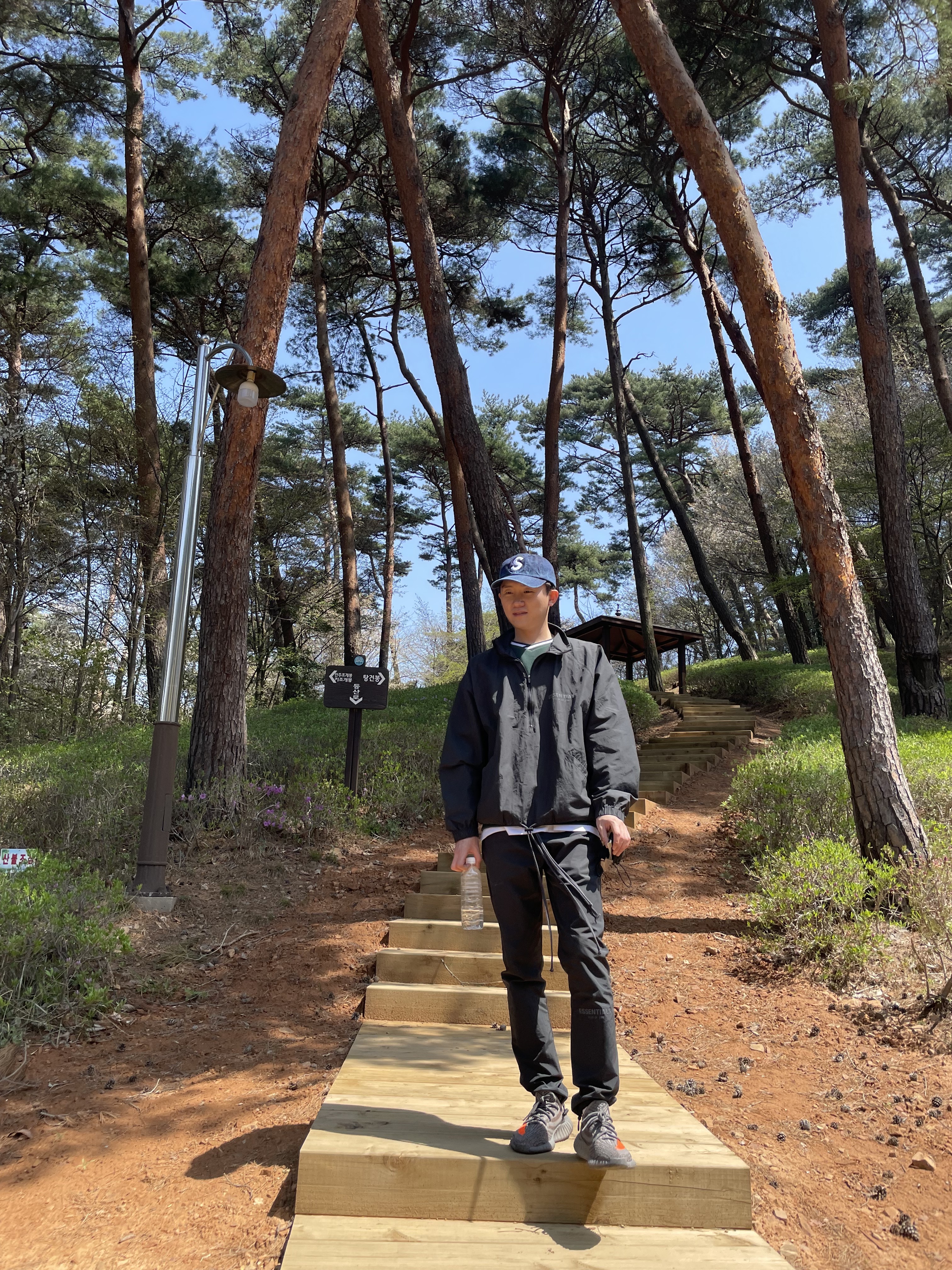 Supreme Kevlar Denim S Logo 6-Panel Indigo - 22SS, Essentials Half-Zip Track Jacket Black - 21SS 착용 스타일 - 4