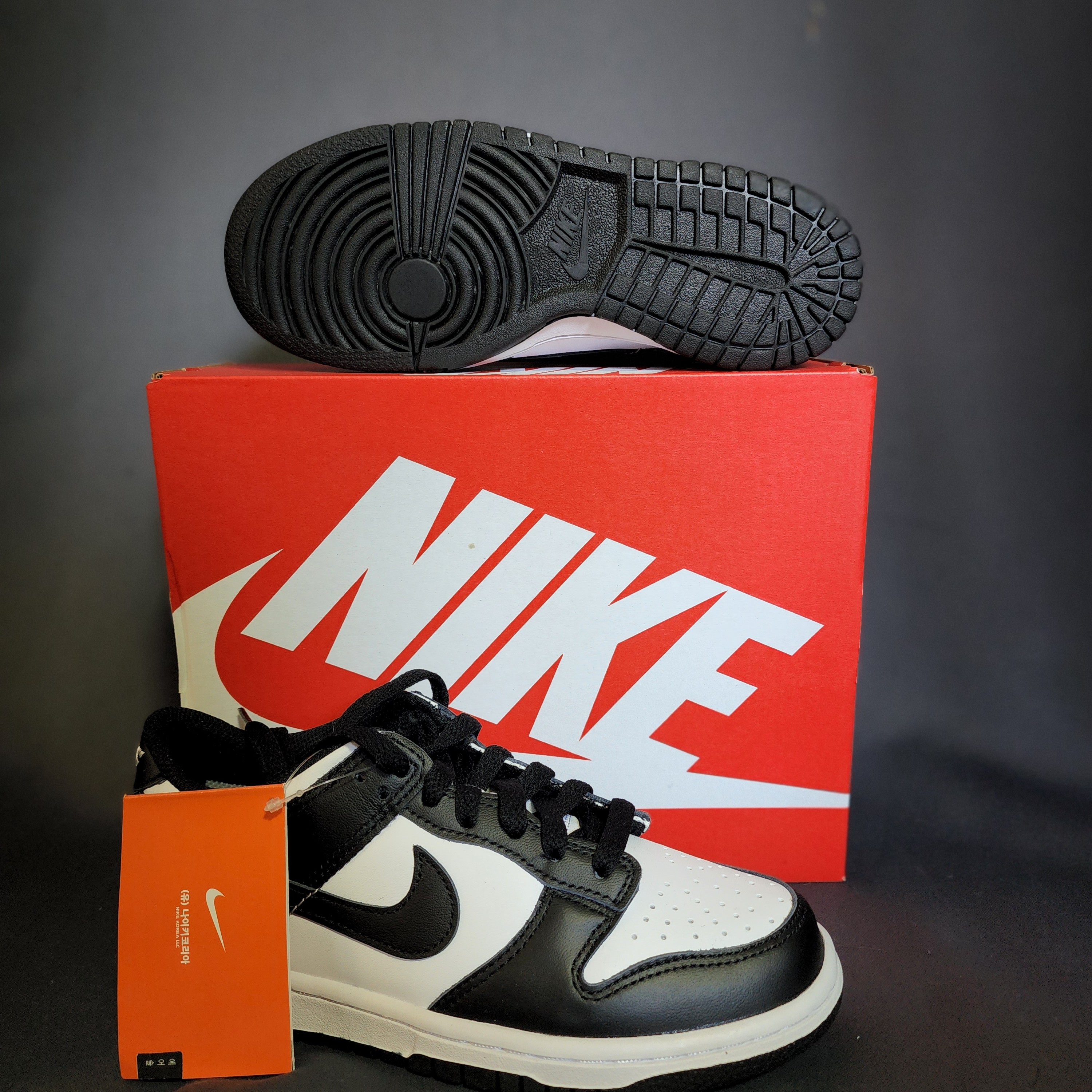 (GS) Nike Dunk Low Black 착용 스타일 - 3