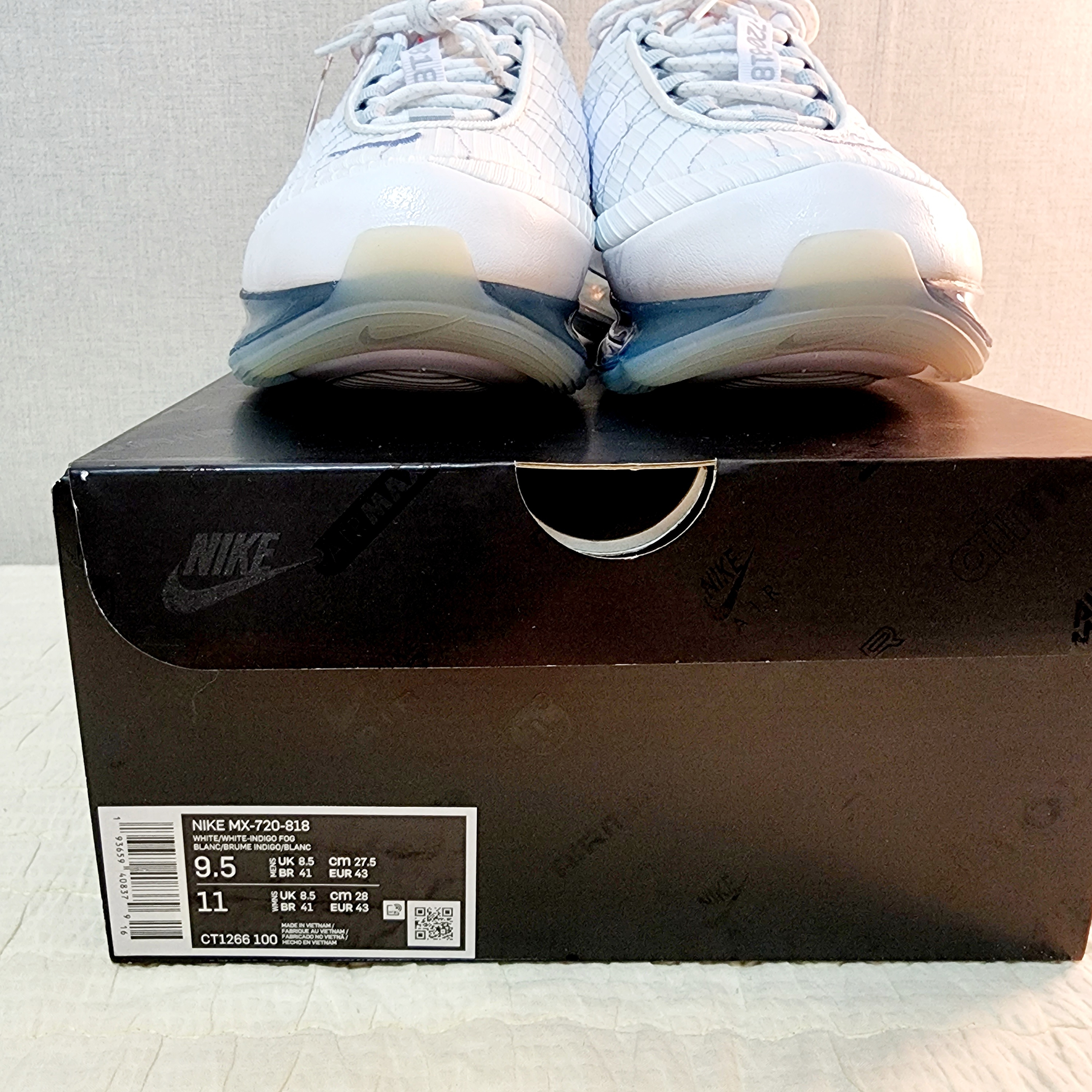 Nike Air Max 720-818 White Indigo Fog 착용 스타일 - 5