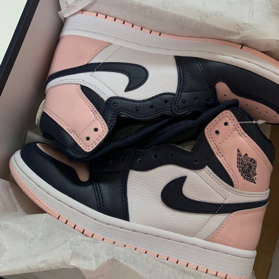 (W) Jordan 1 Retro High OG Atmosphere 착용 스타일 - 1