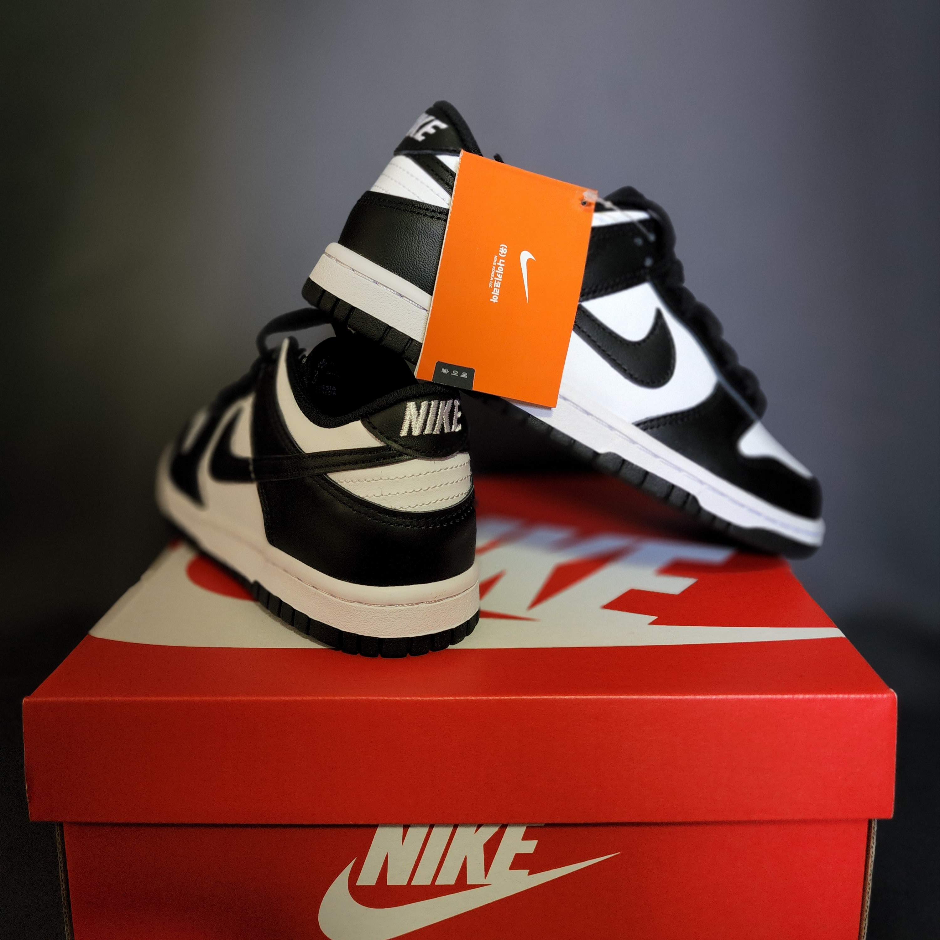 (GS) Nike Dunk Low Black 착용 스타일 - 5