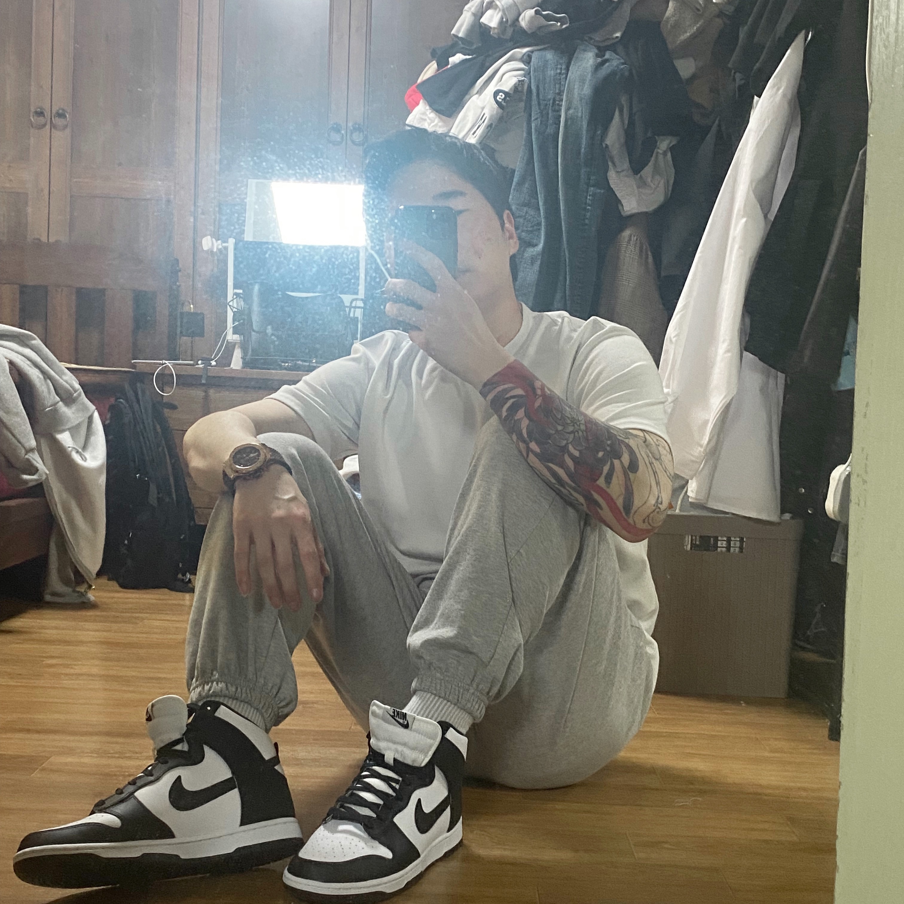 Nike Dunk Low Retro Black, Nike Dunk High Retro Championship White 착용 스타일