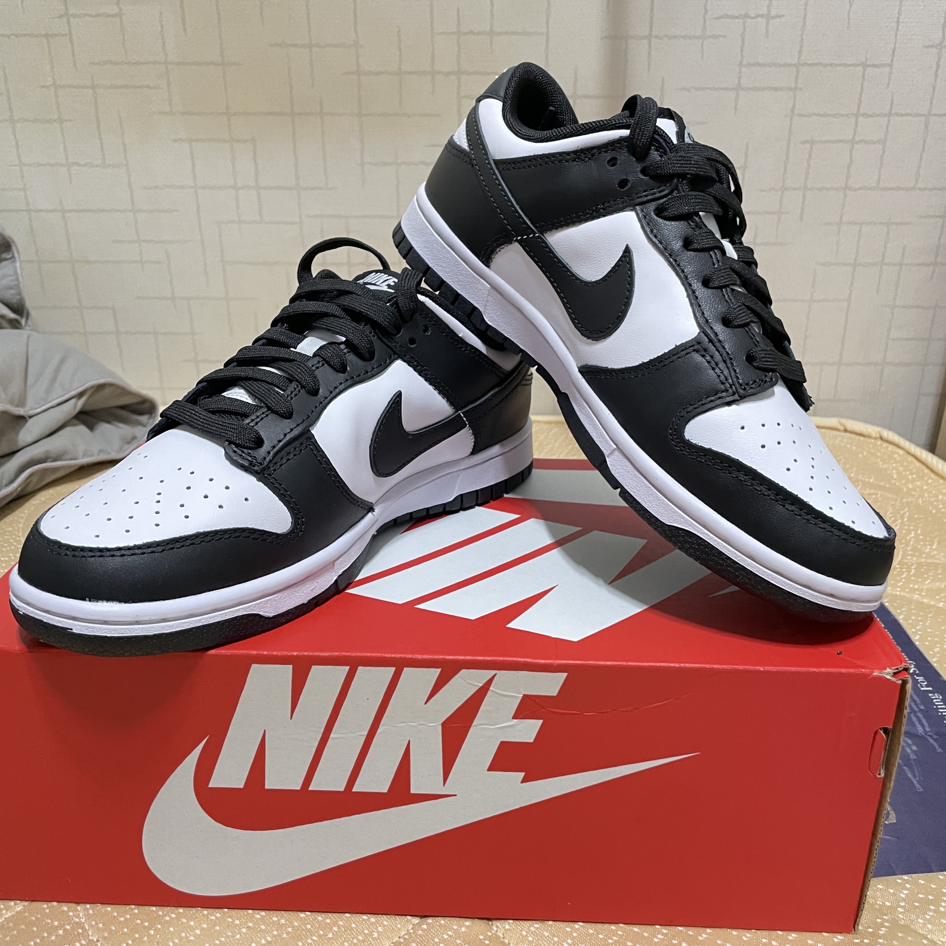 Nike Dunk Low Retro Black 착용 스타일 - 5