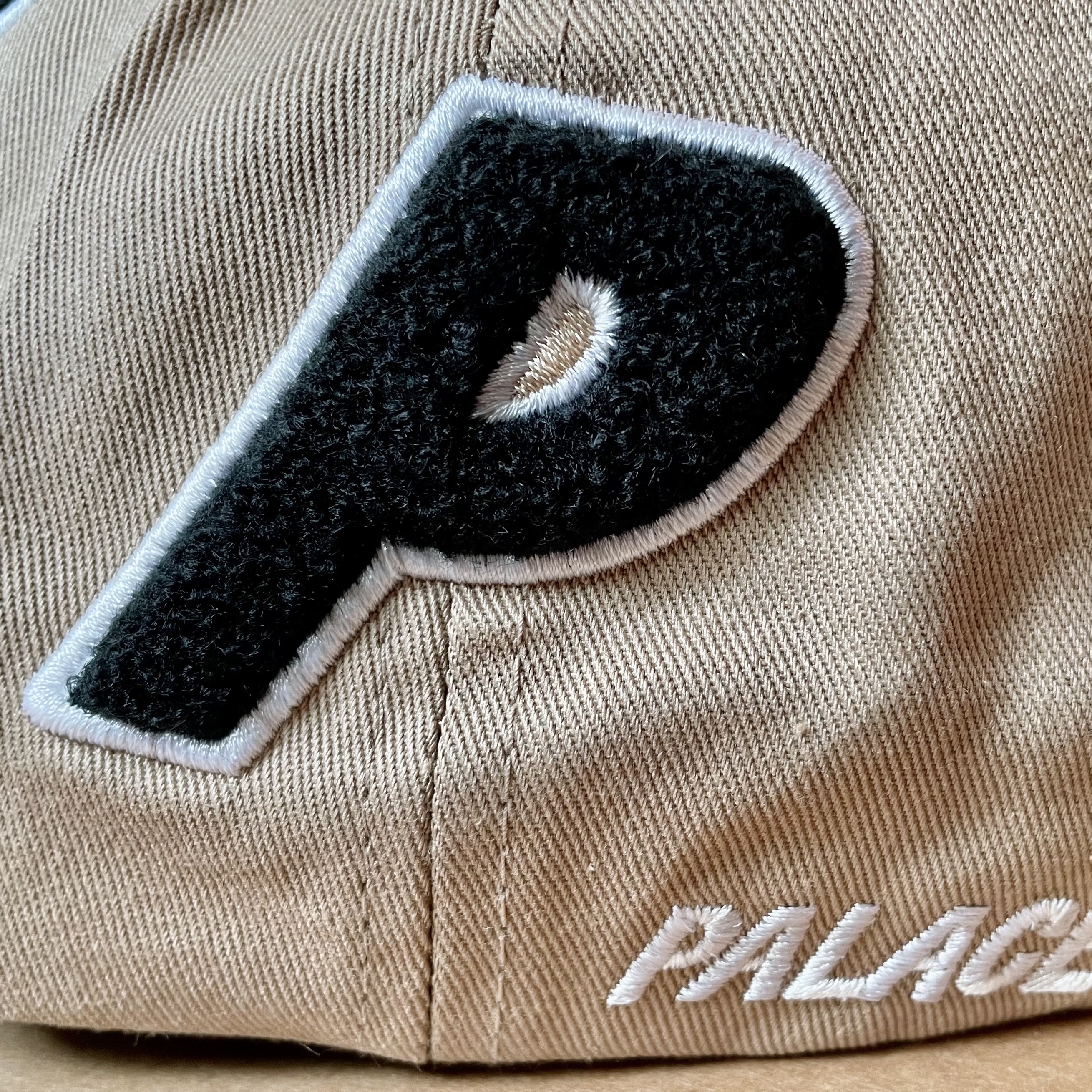Palace Chenille Multi P 6-Panel Tan - 22SS 착용 스타일