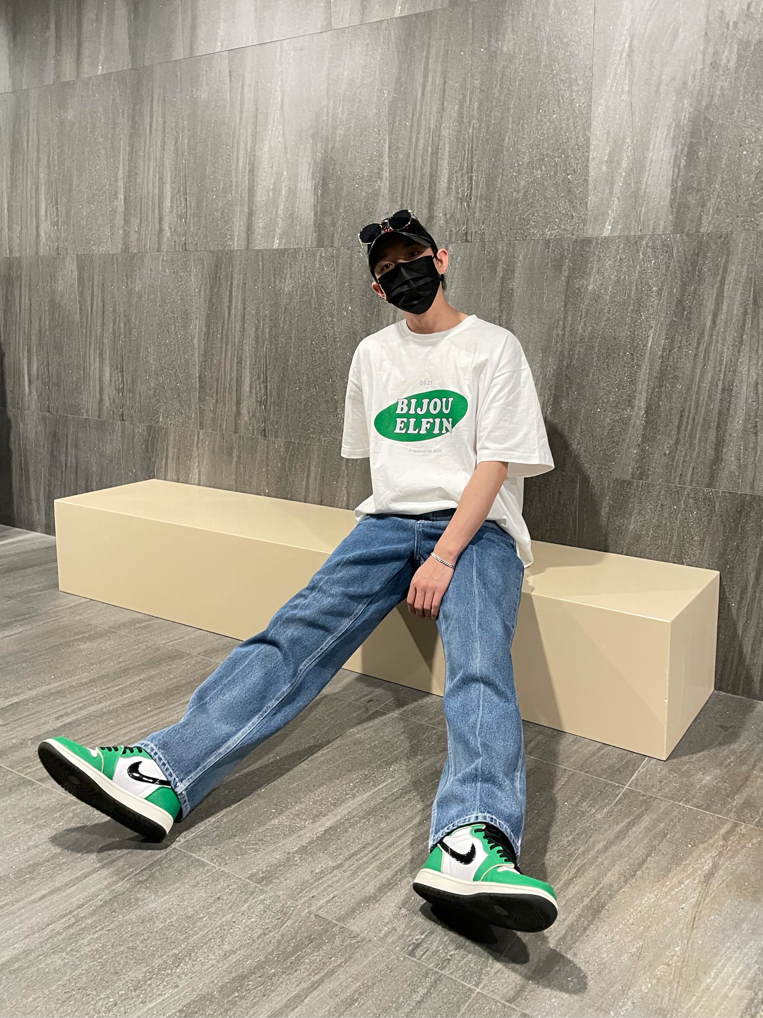 (W) Jordan 1 Retro High OG Lucky Green 착용 스타일 - 1