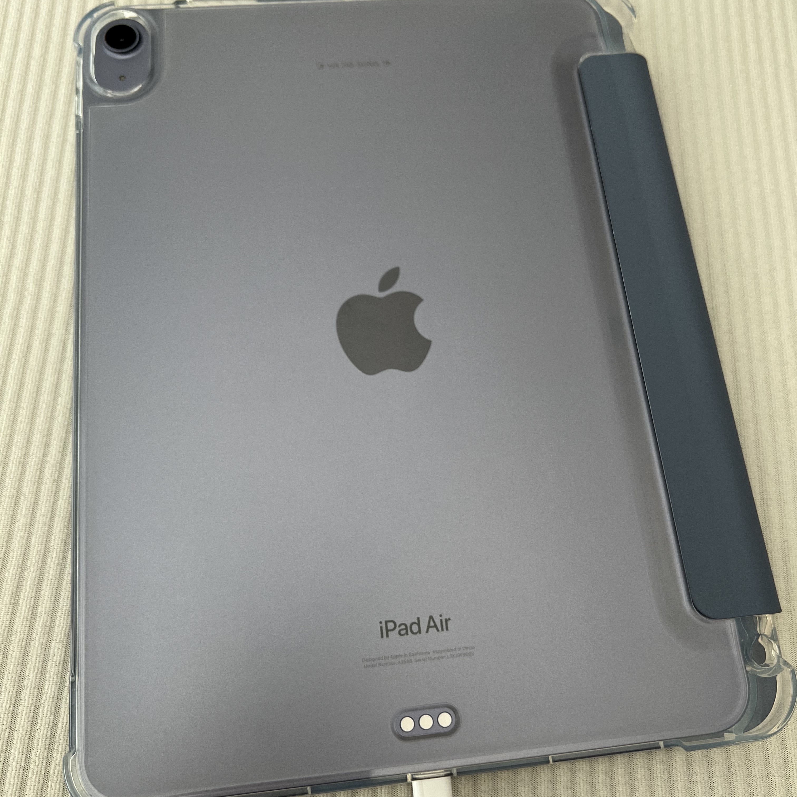 Apple iPad Air 5th Gen Wifi 64GB Purple (Korean Ver.) 착용 스타일 - 4