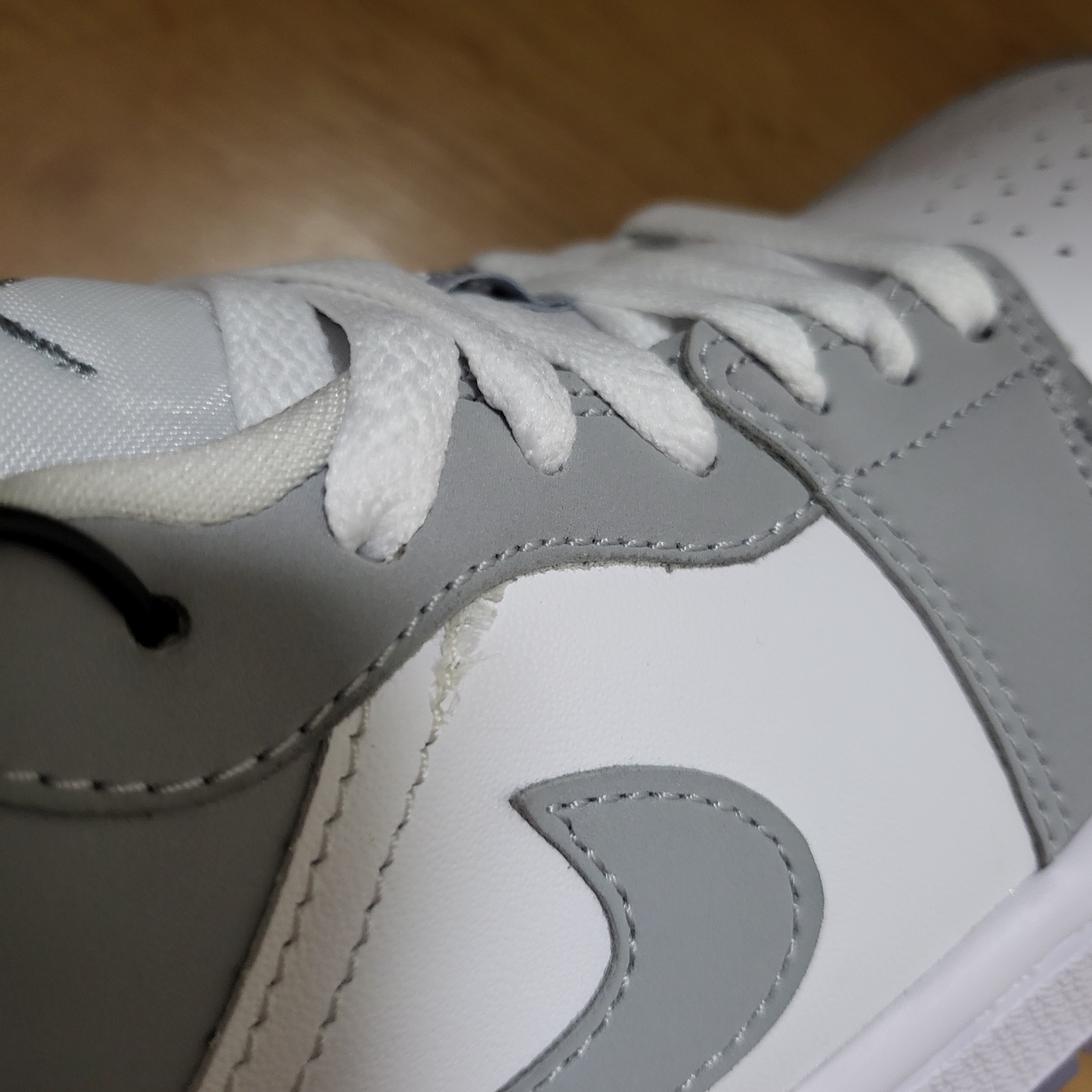 (W) Jordan 1 Low White Wolf Grey 착용 스타일 - 4