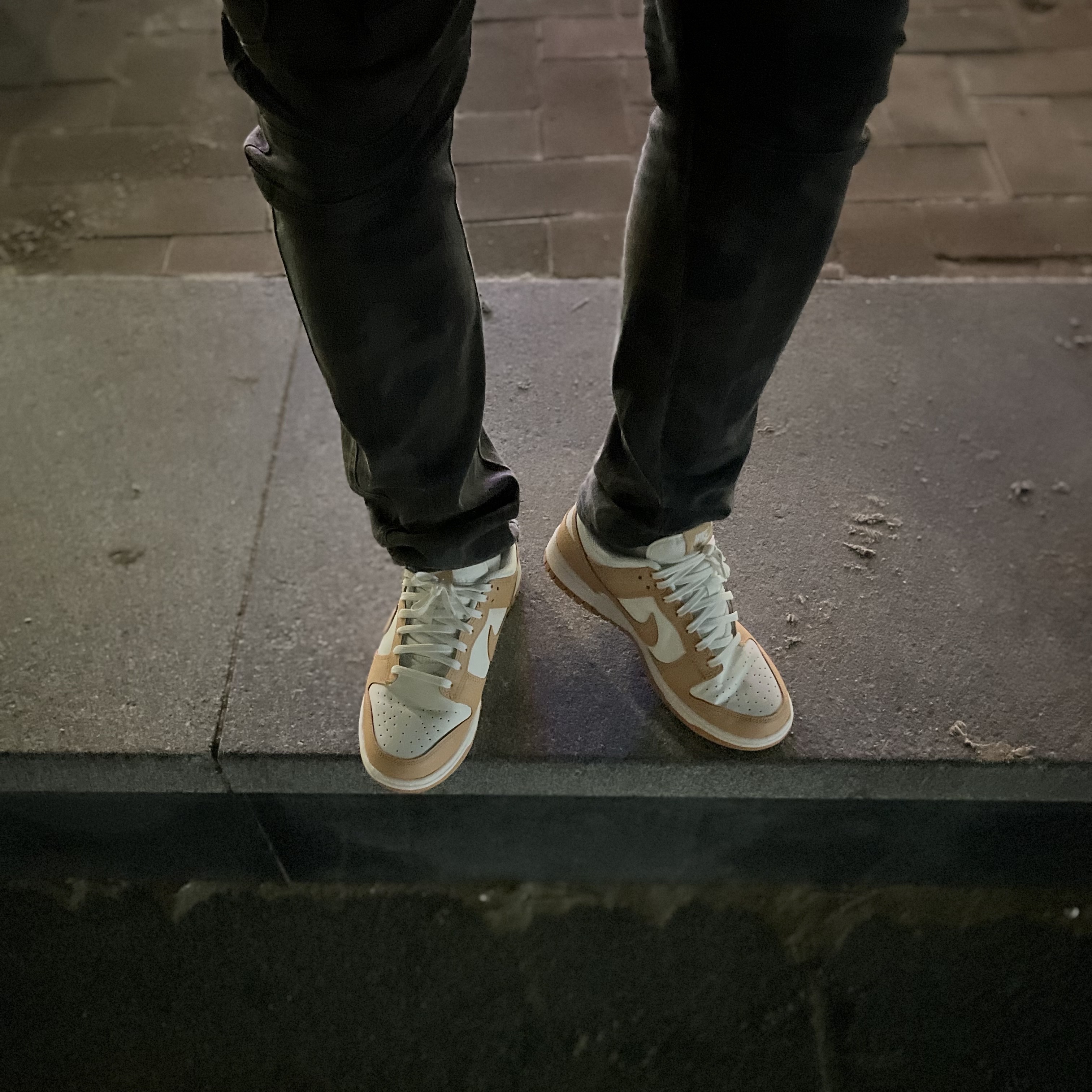 (W) Nike Dunk Low Harvest Moon 착용 스타일 - 3