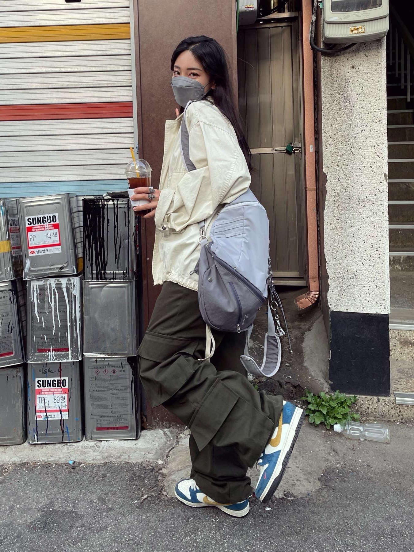 Nike x Kasina Dunk Low 80's Bus 착용 스타일 - 3