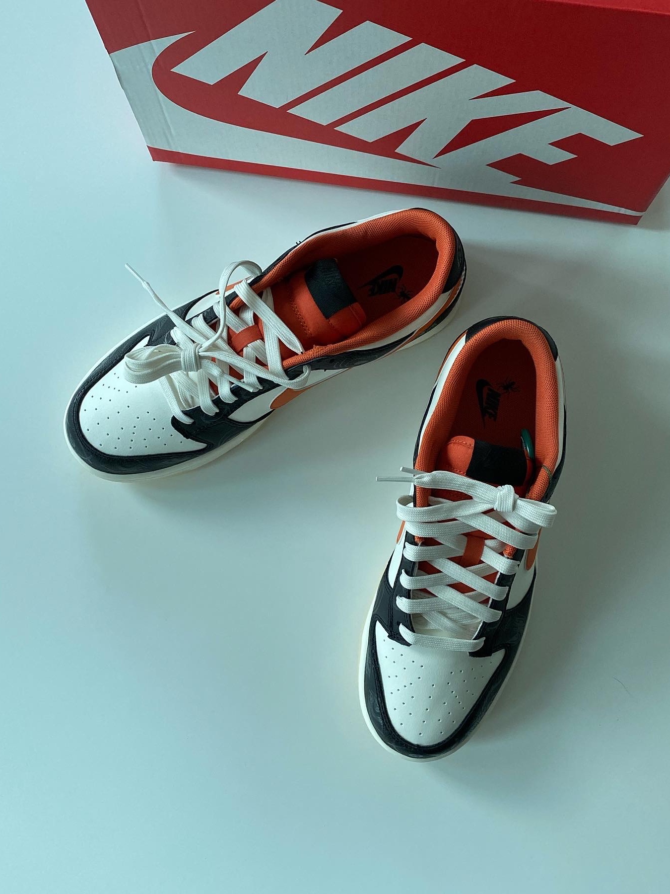 Nike Dunk Low Retro PRM Halloween 착용 스타일 - 1