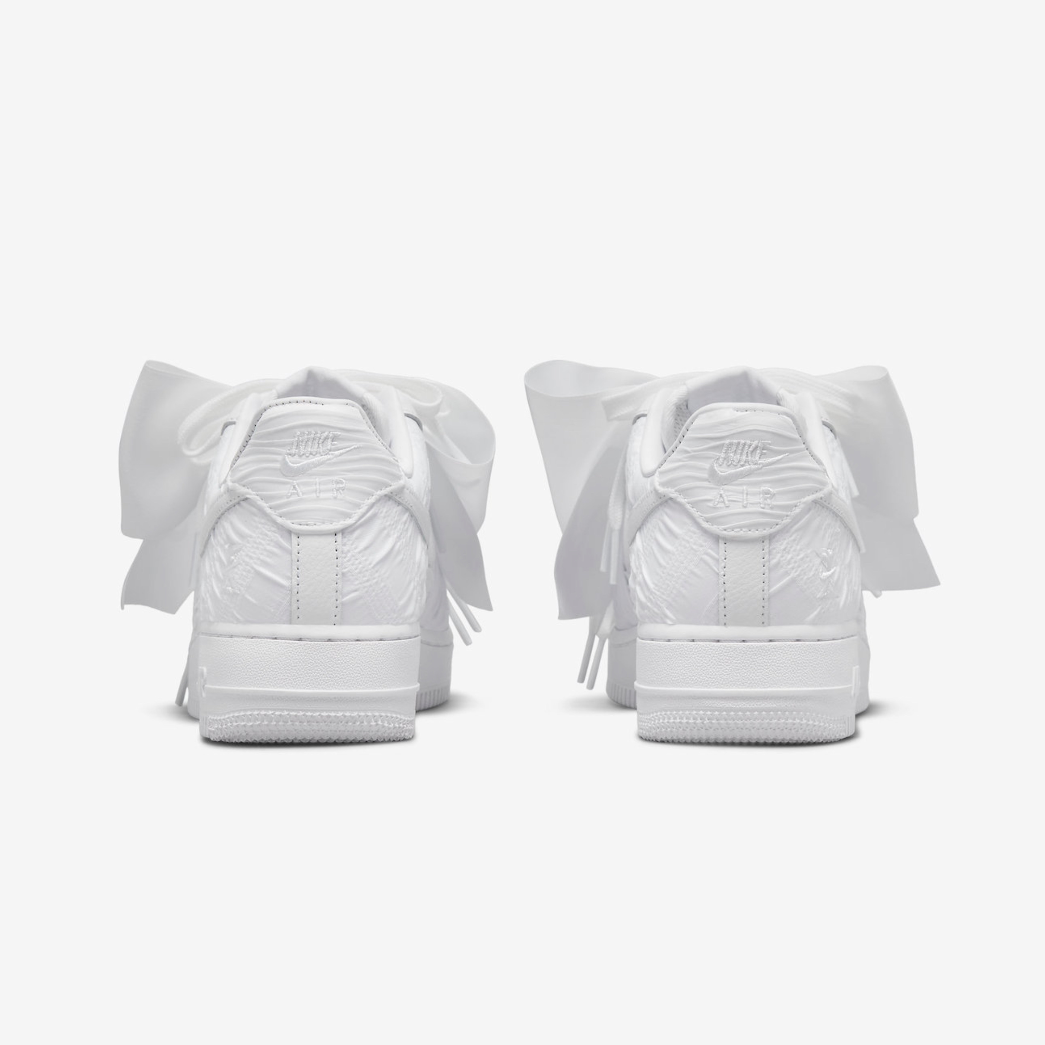 (W) Nike Air Force 1 '07 LX Bow 착용 스타일 - 5