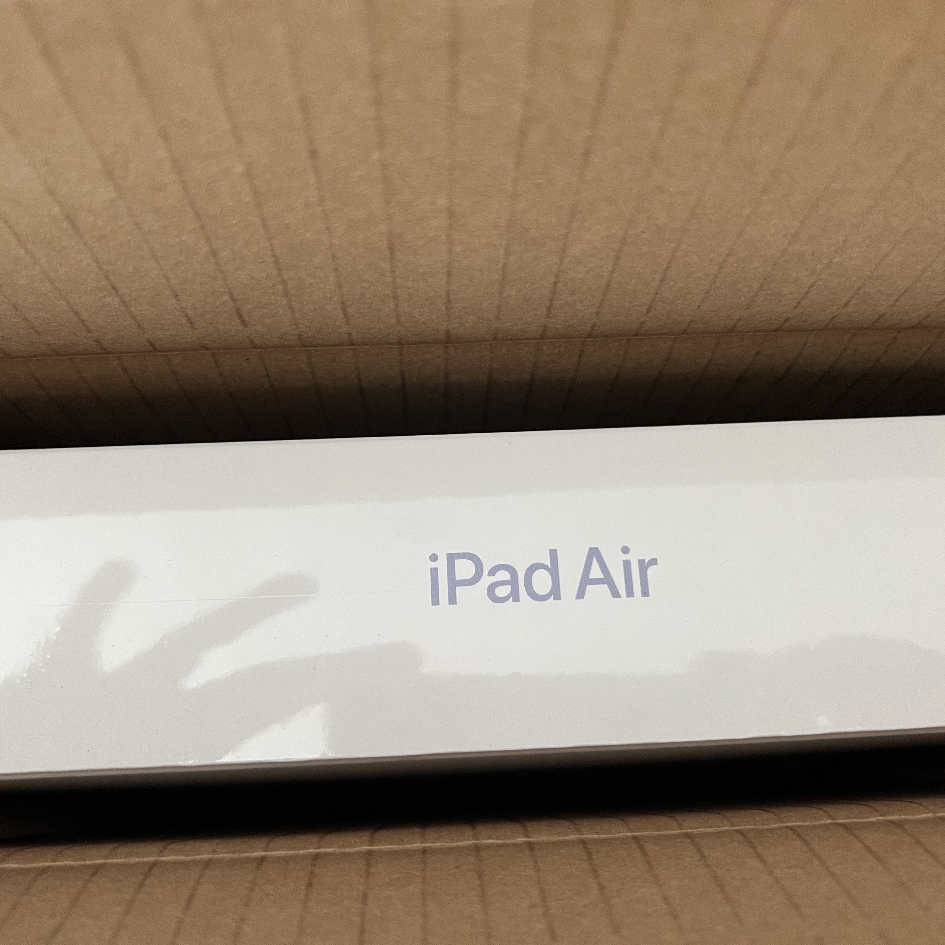 Apple iPad Air 5th Gen Wifi 64GB Purple (Korean Ver.) 착용 스타일 - 1