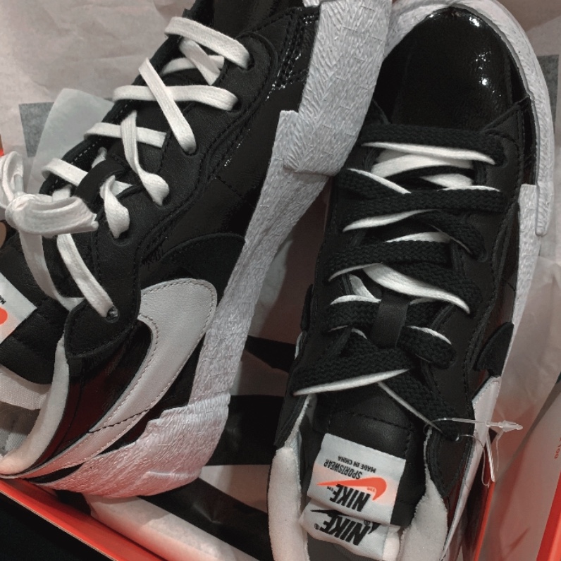 Nike x Sacai Blazer Low Black Patent Leather 착용 스타일