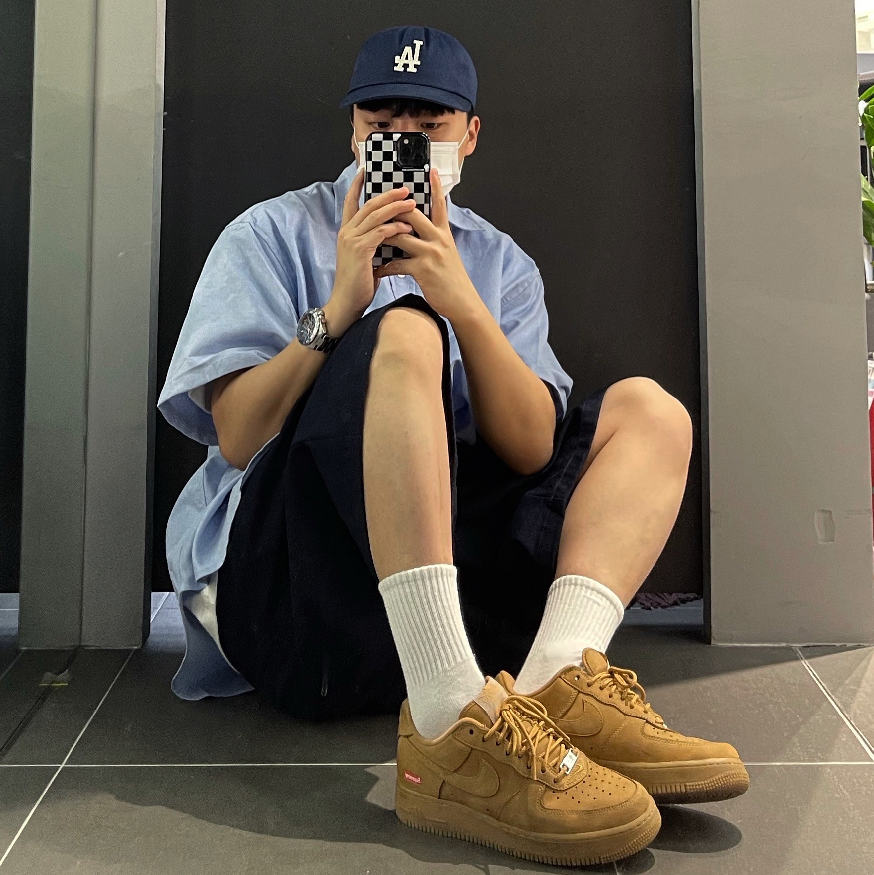 Nike x Supreme Air Force 1 Low Flax 착용 스타일