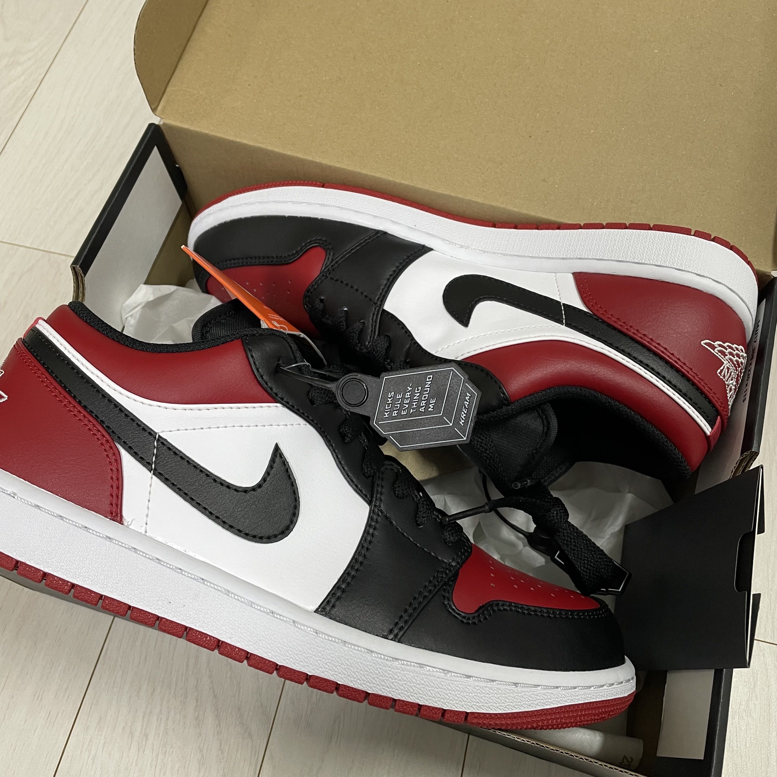 Jordan 1 Low Bred Toe 착용 스타일 - 2