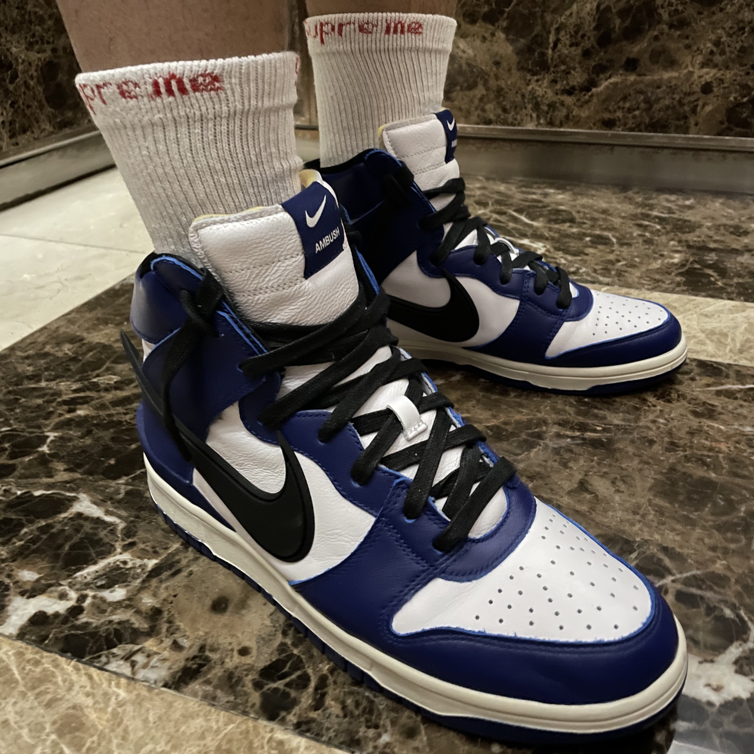 Nike x Ambush Dunk High Deep Royal Blue, Supreme x WTAPS Mitchell & Ness Hockey Jersey Blue - 21FW 착용 스타일 - 2