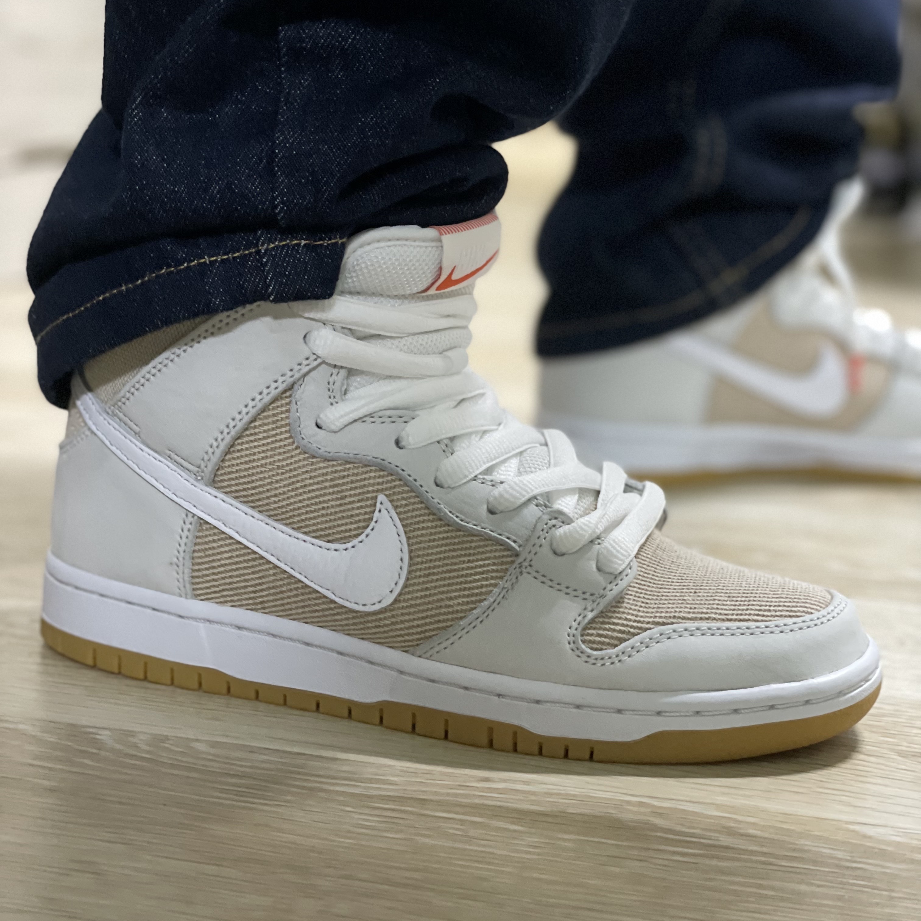 Nike SB Dunk High Pro ISO Orange Label Natural 착용 스타일 - 1