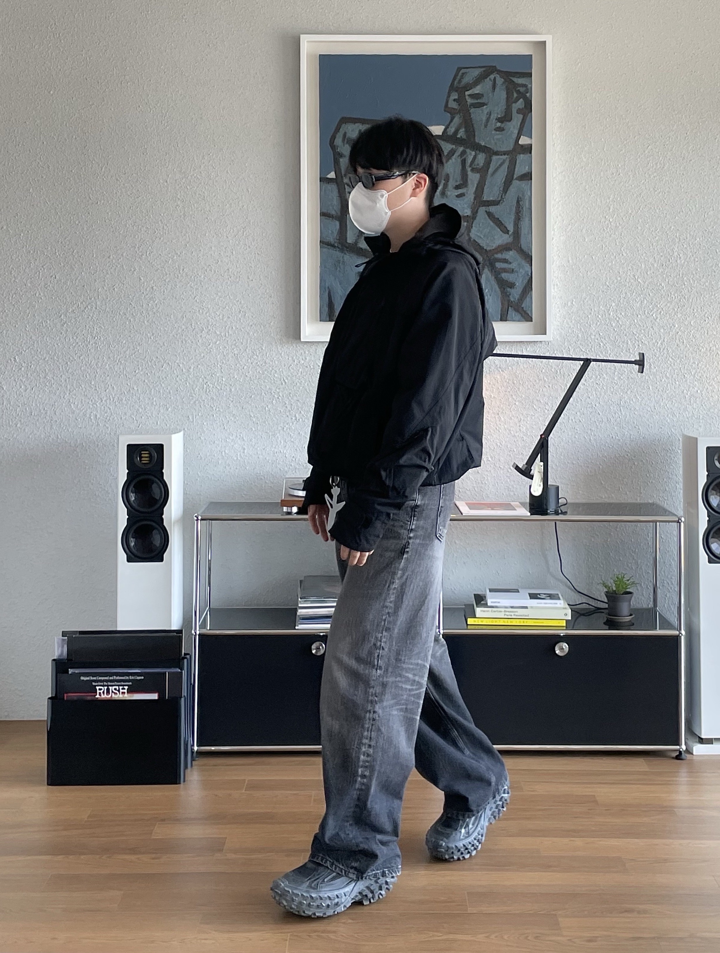 Balenciaga Defender Sneakers Black 착용 스타일 - 3