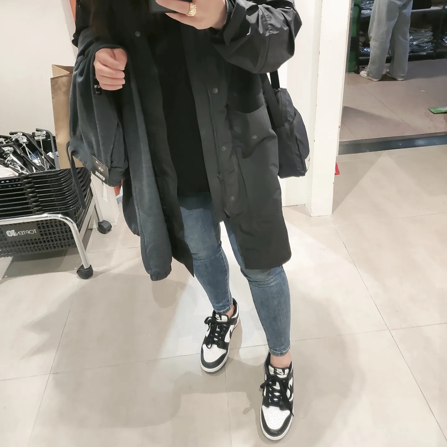 Nike Dunk Low Retro Black 착용 스타일