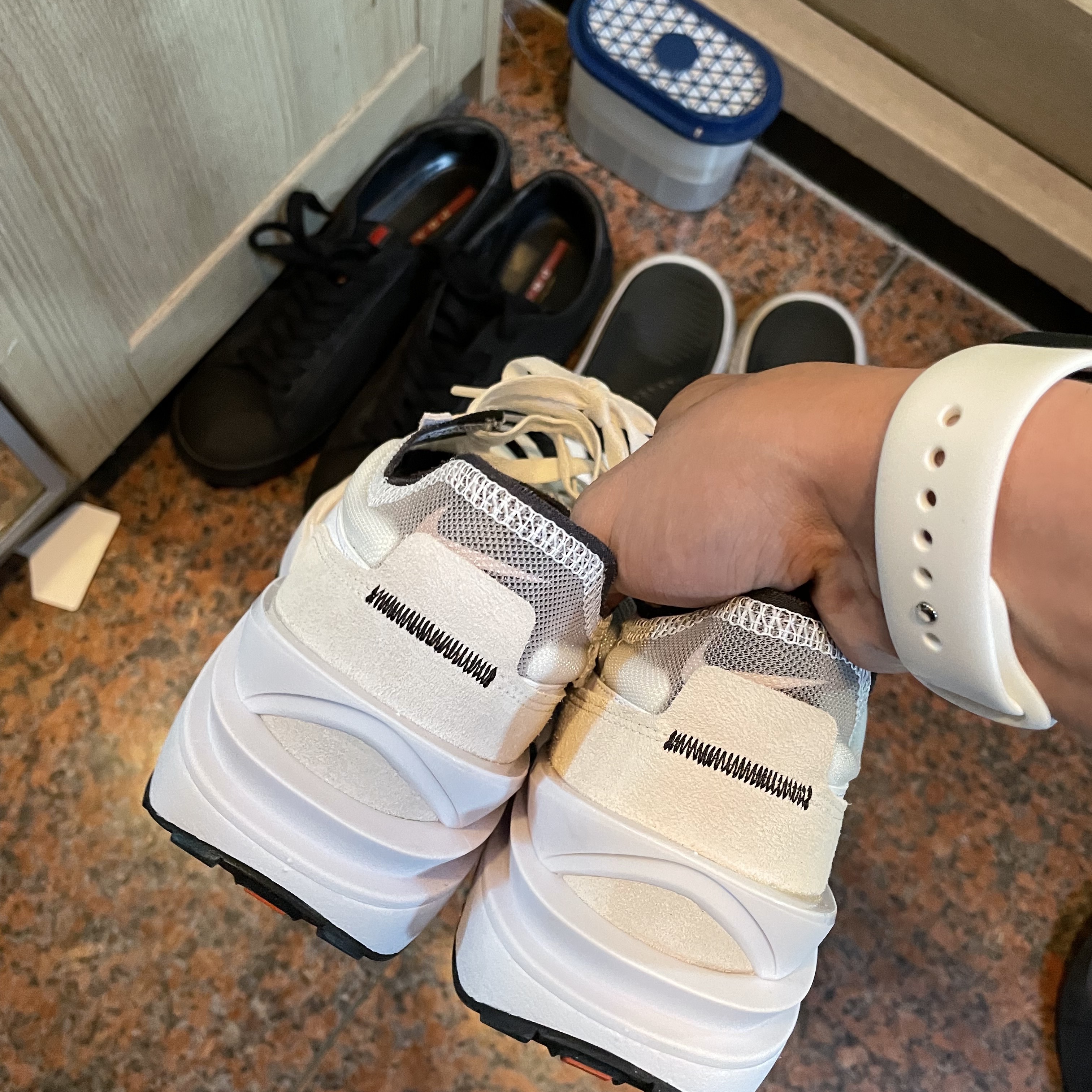 Nike Waffle One Infinite Lilac 착용 스타일 - 2