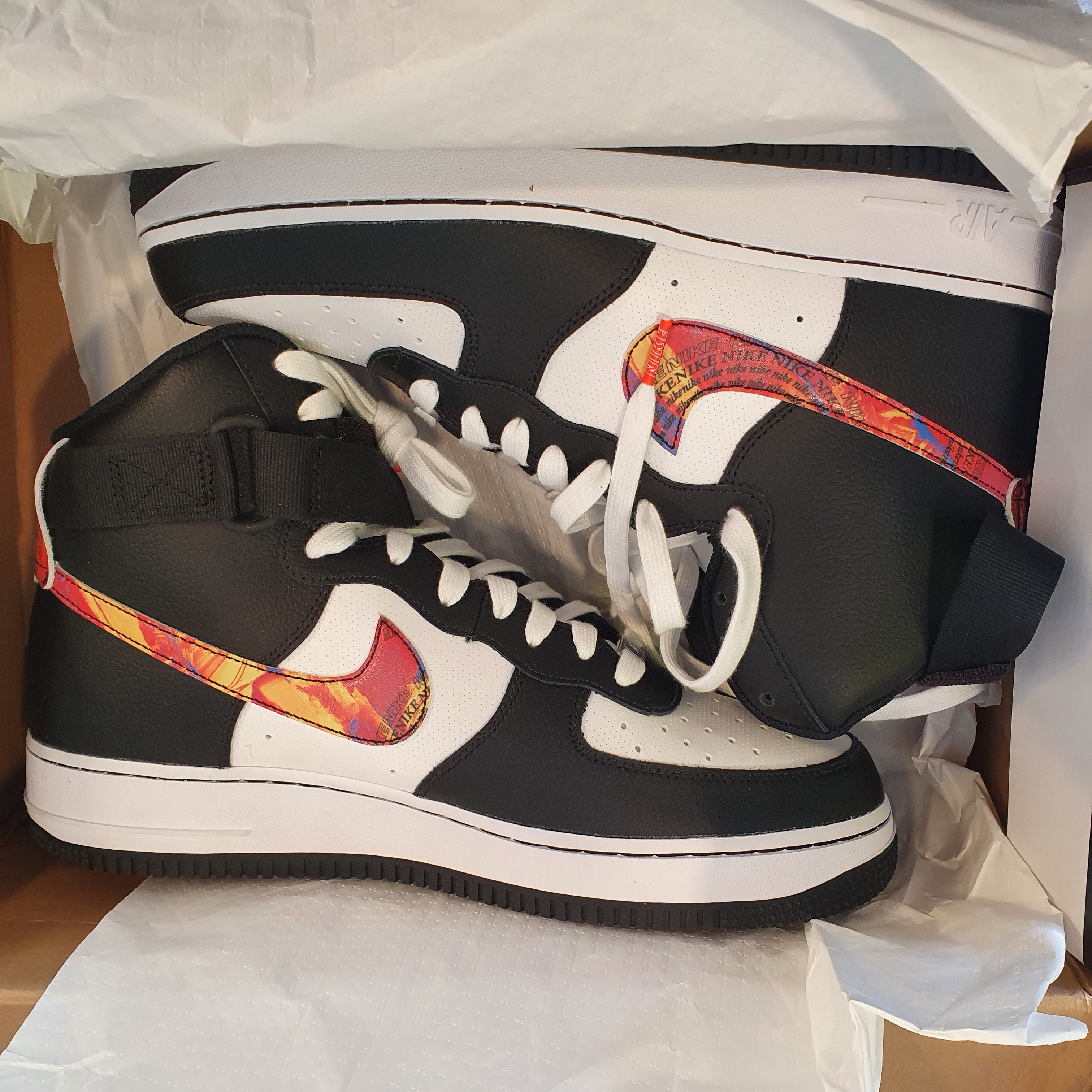 Nike Air Force 1 High Vintage Mosaic 착용 스타일