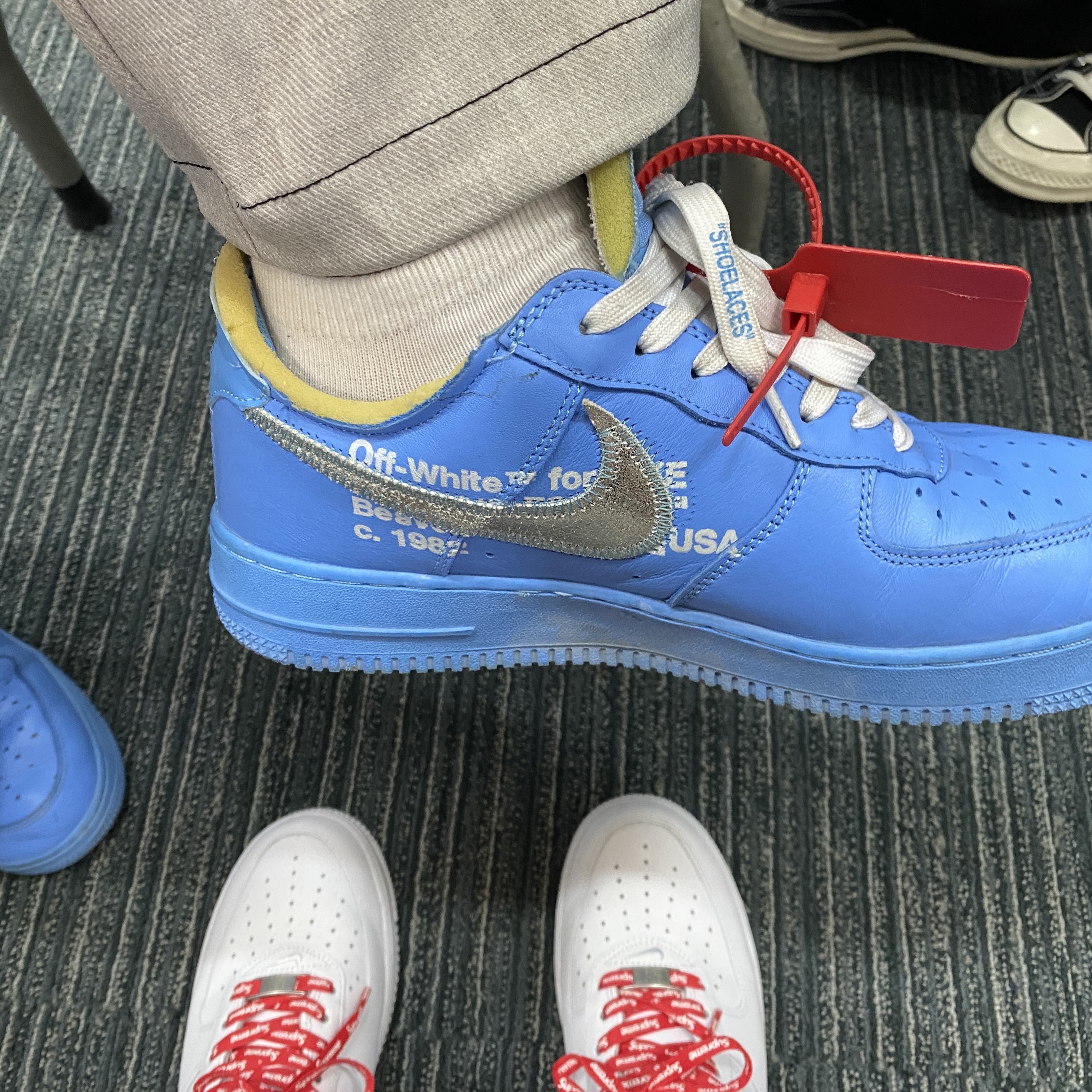 Nike x Off-White Air Force 1 Low MCA University Blue, Nike x Supreme Air Force 1 Low White 착용 스타일