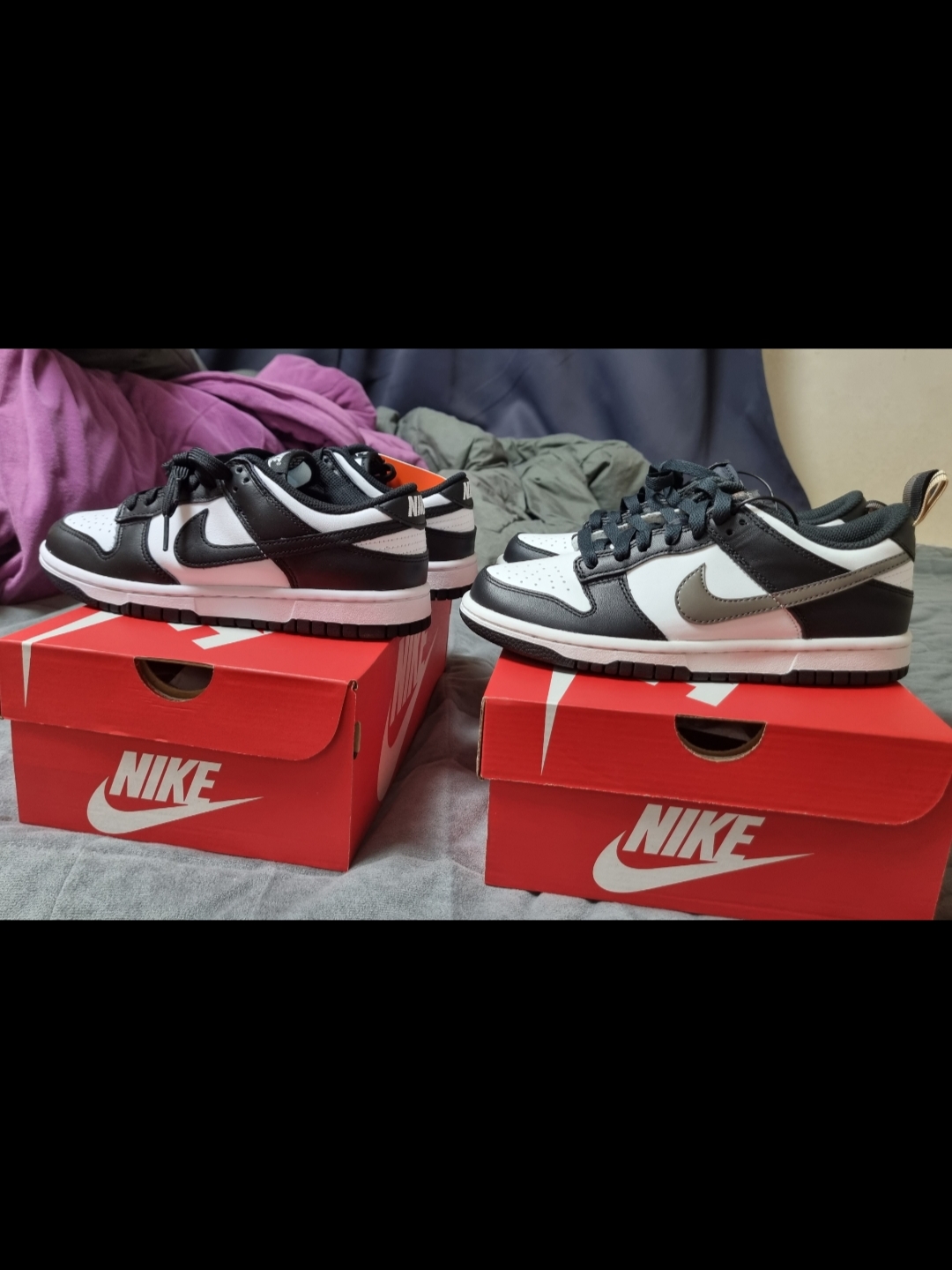 (W) Nike Dunk Low Black, (GS) Nike Dunk Low SE Off Noir Summit White Metallic Pewter 착용 스타일 - 2