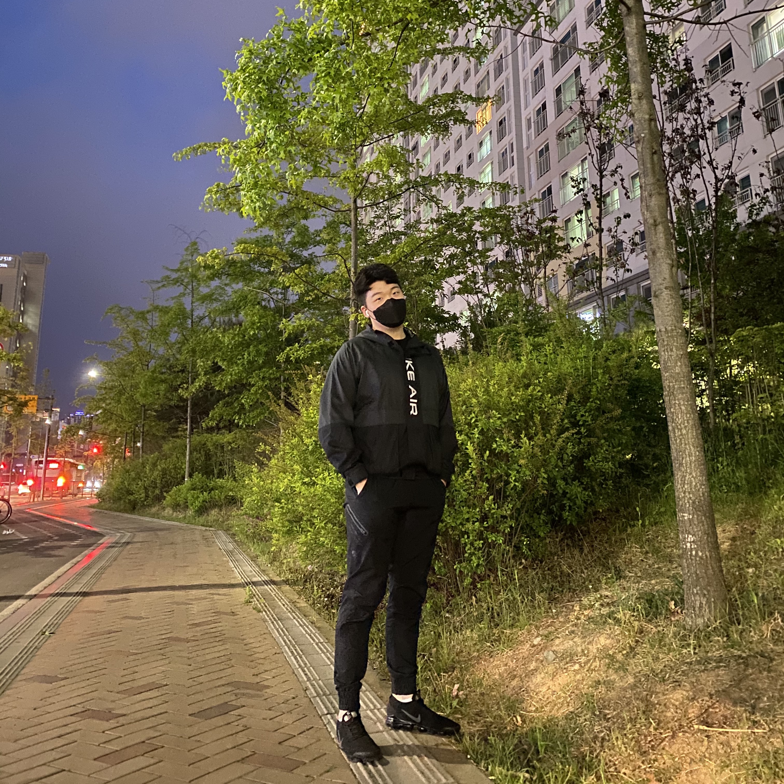 Nike Air VaporMax Flyknit 3.0 Triple Black 착용 스타일