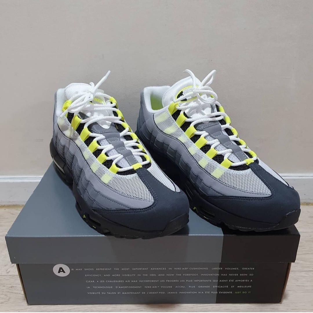 Nike Air Max 95 OG Neon Yellow 2020 착용 스타일