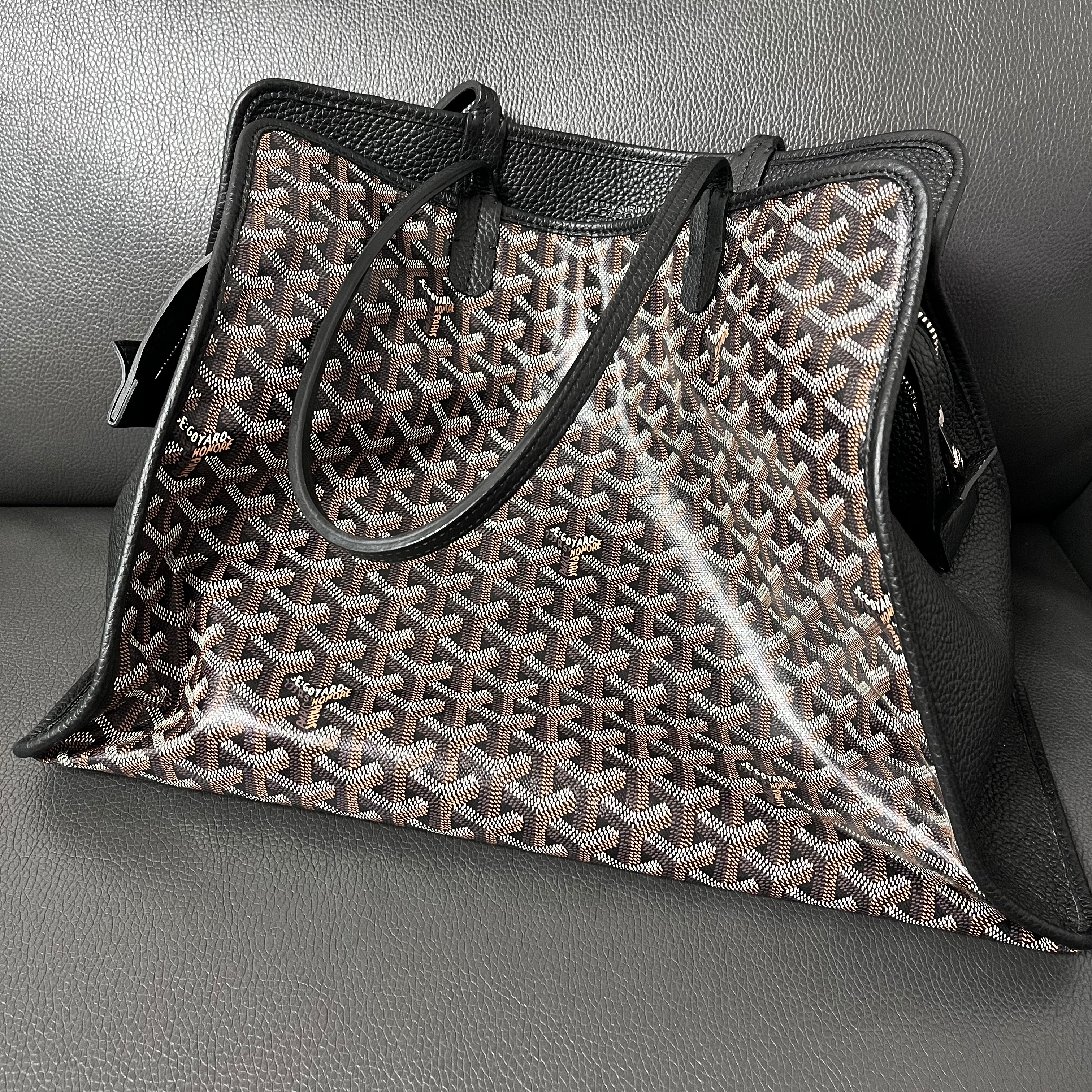 Goyard Hardy PM Bag Black 착용 스타일 - 1