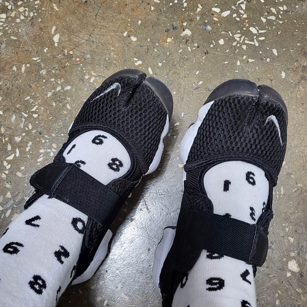 (W) Nike Air Rift Breathe Black 착용 스타일