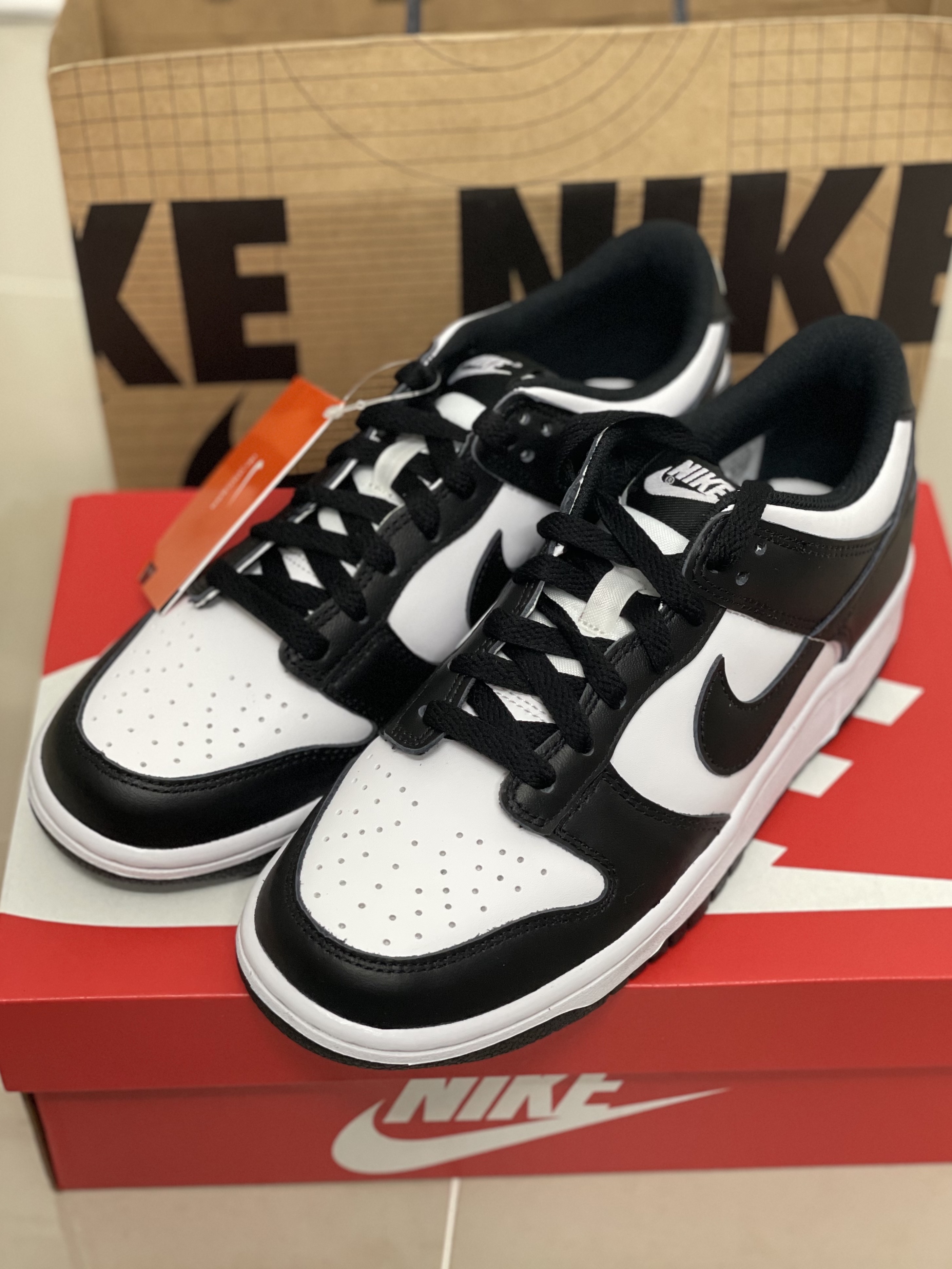 (GS) Nike Dunk Low Black 착용 스타일 - 5