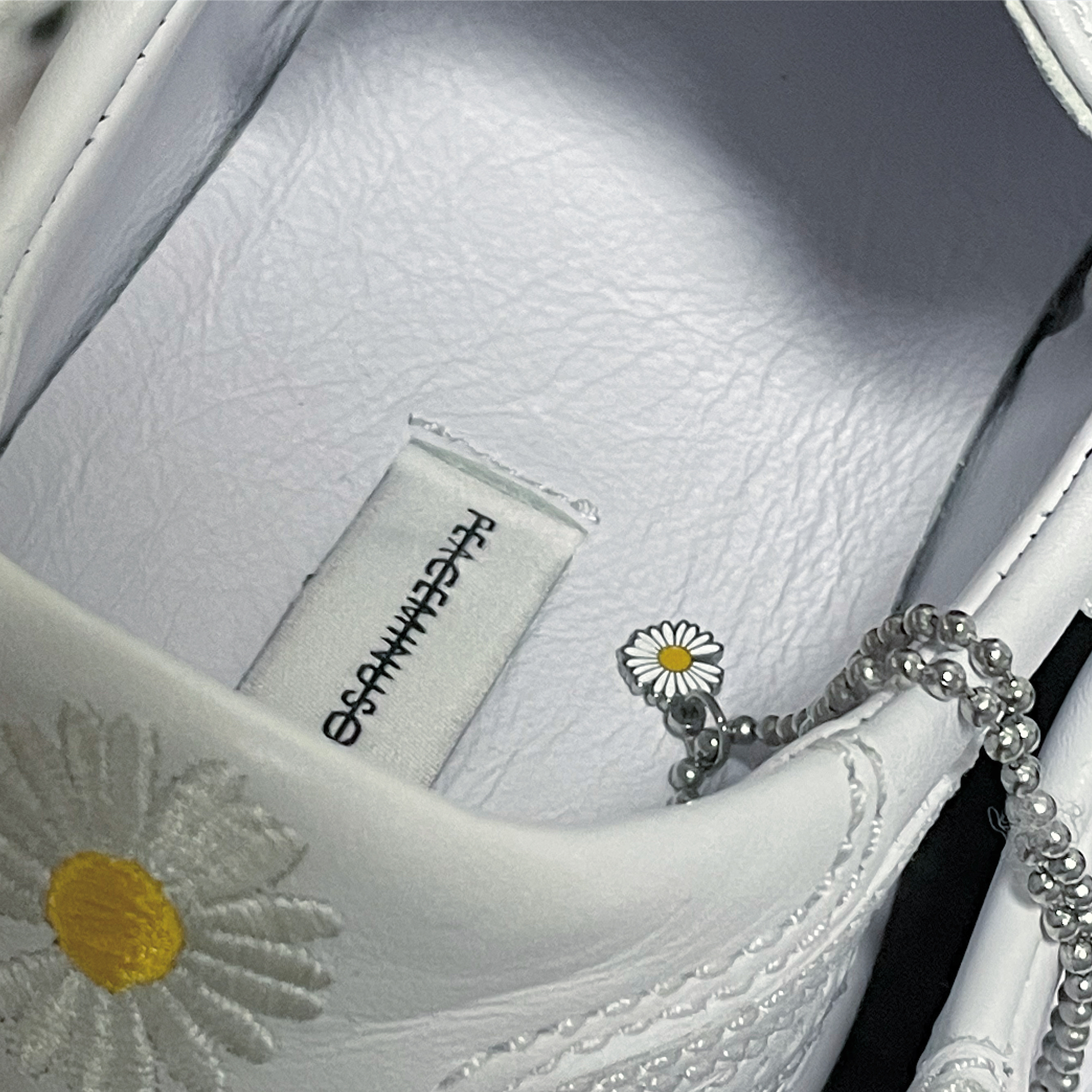 Nike x Peaceminusone Kwondo1 White 착용 스타일 - 2